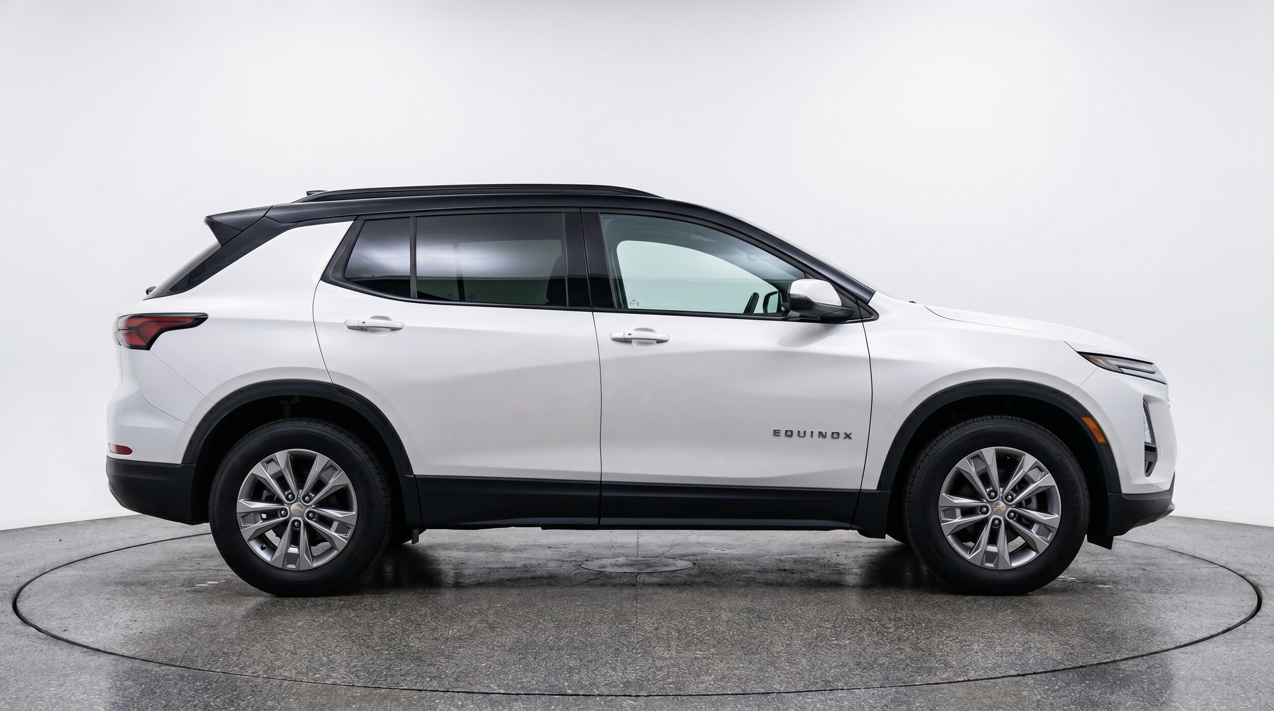 Thumbnail: 2025 Chevrolet Equinox - 11