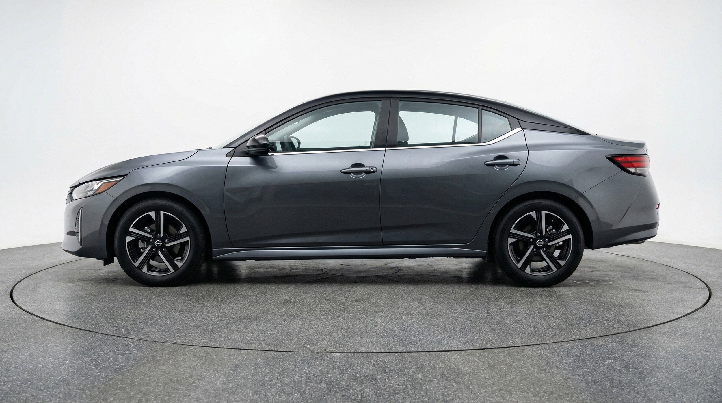 Thumbnail: 2025 Nissan Sentra - 5