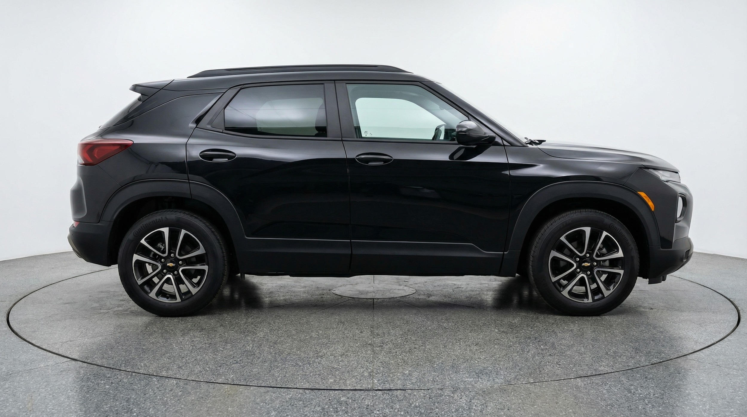 Thumbnail: 2025 Chevrolet TrailBlazer - 8