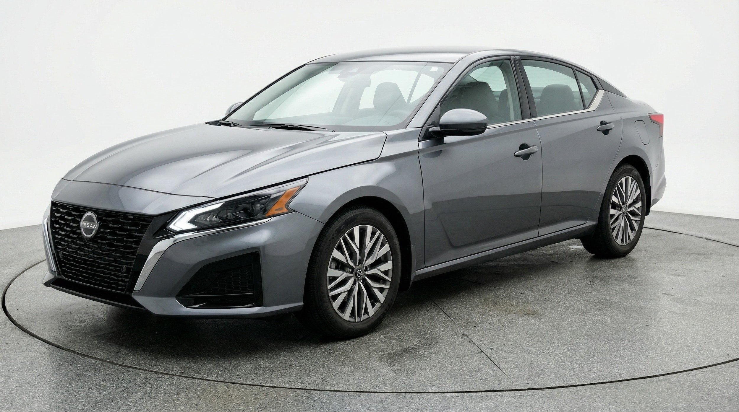 Thumbnail: 2025 Nissan Altima - 3