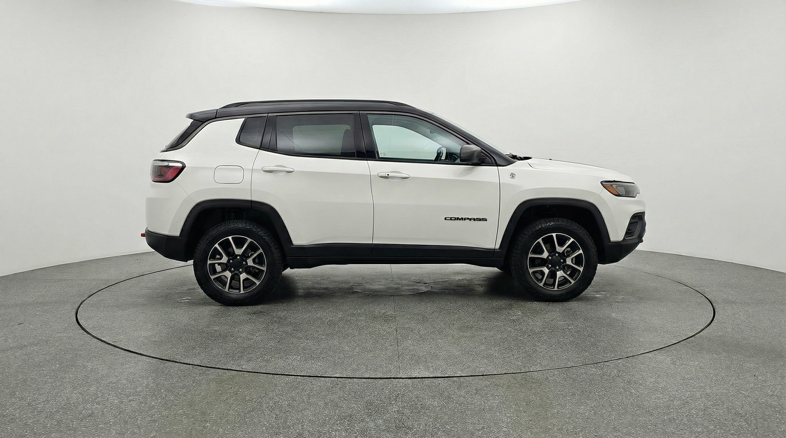 Thumbnail: 2025 Jeep Compass - 8