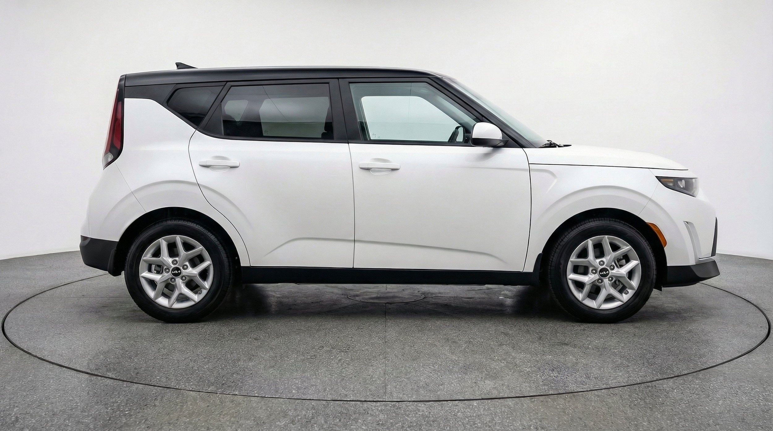 Thumbnail: 2025 Kia Soul - 11
