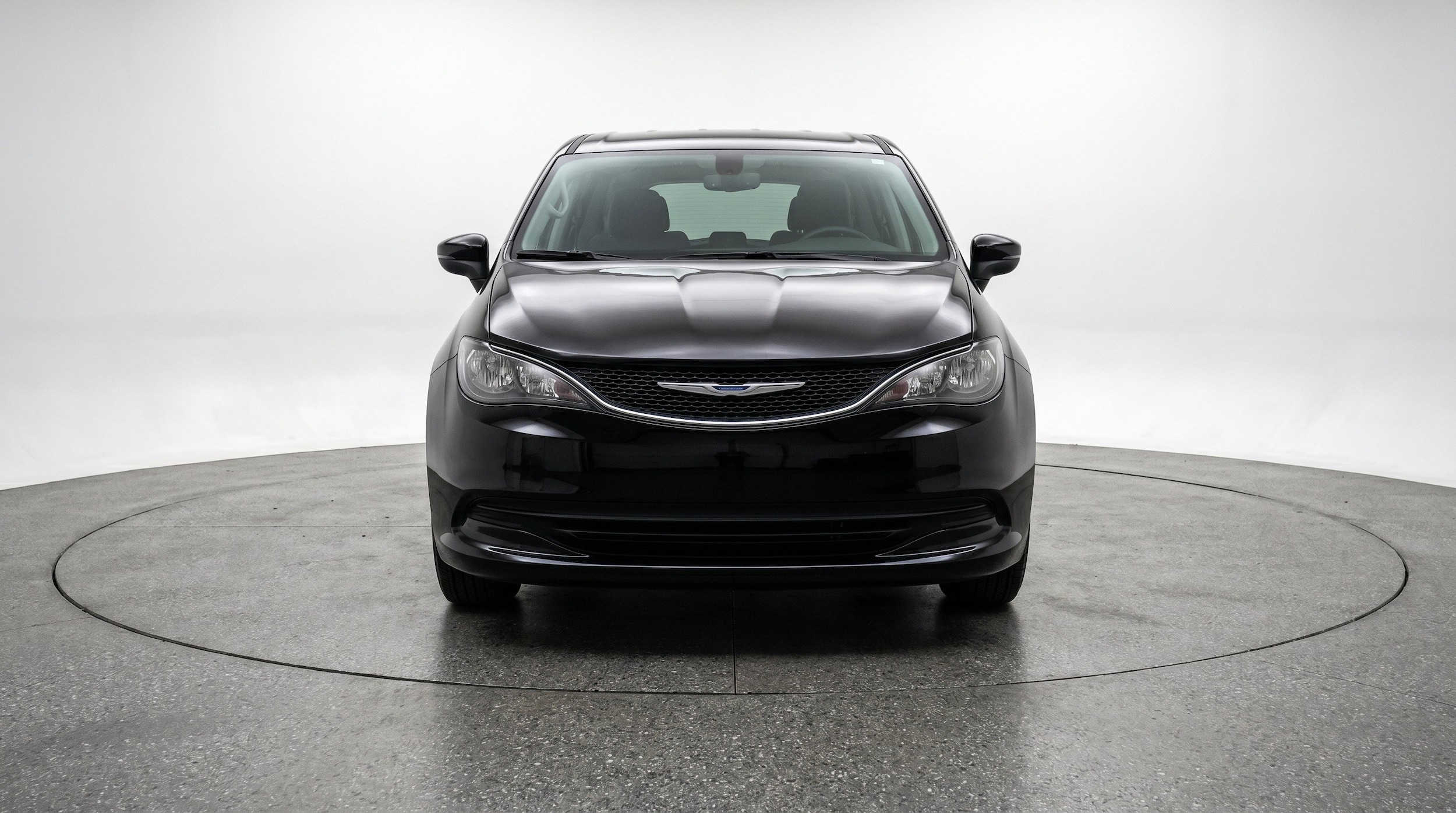 Thumbnail: 2024 Chrysler Voyager - 2