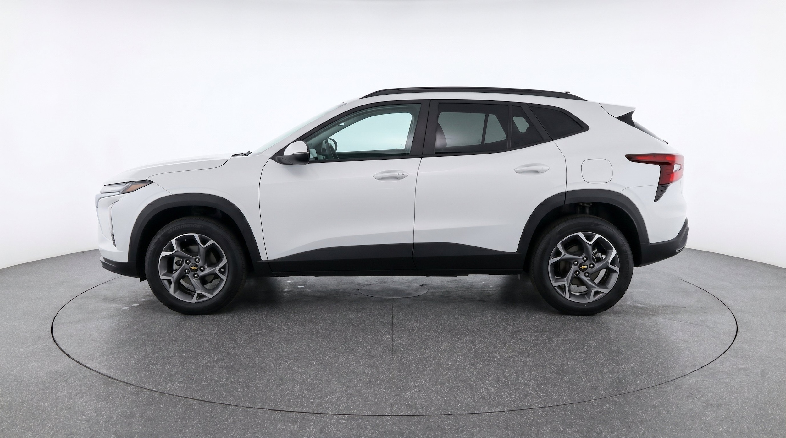 Thumbnail: 2025 Chevrolet Trax - 5
