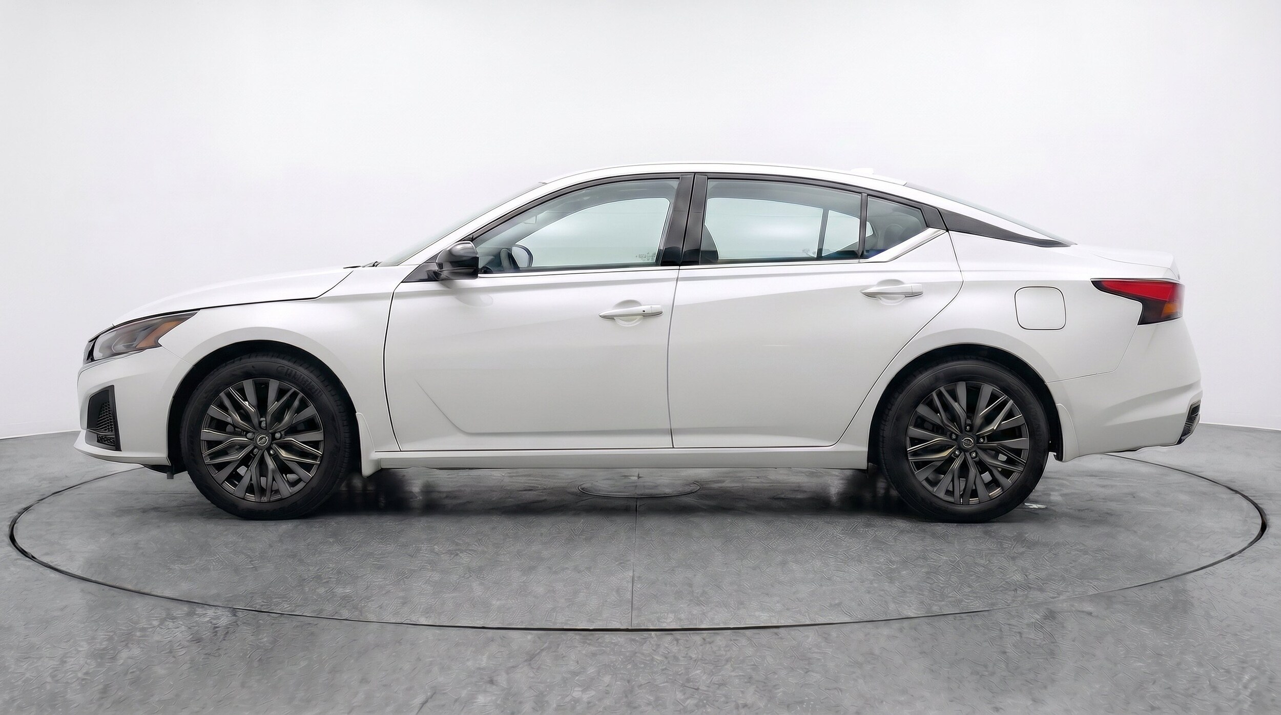 Thumbnail: 2026 Nissan Altima - 5
