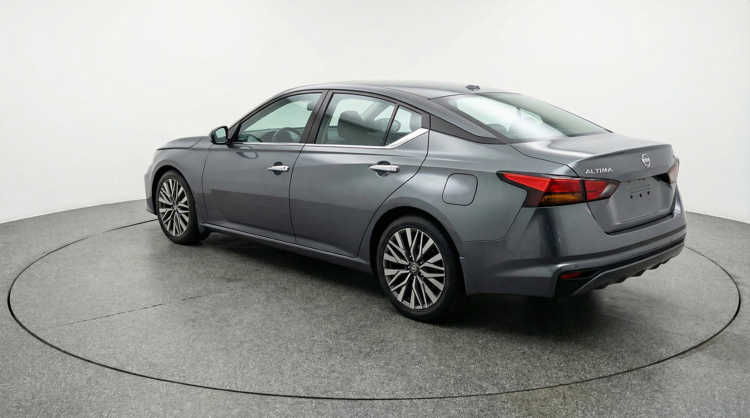 Thumbnail: 2025 Nissan Altima - 6