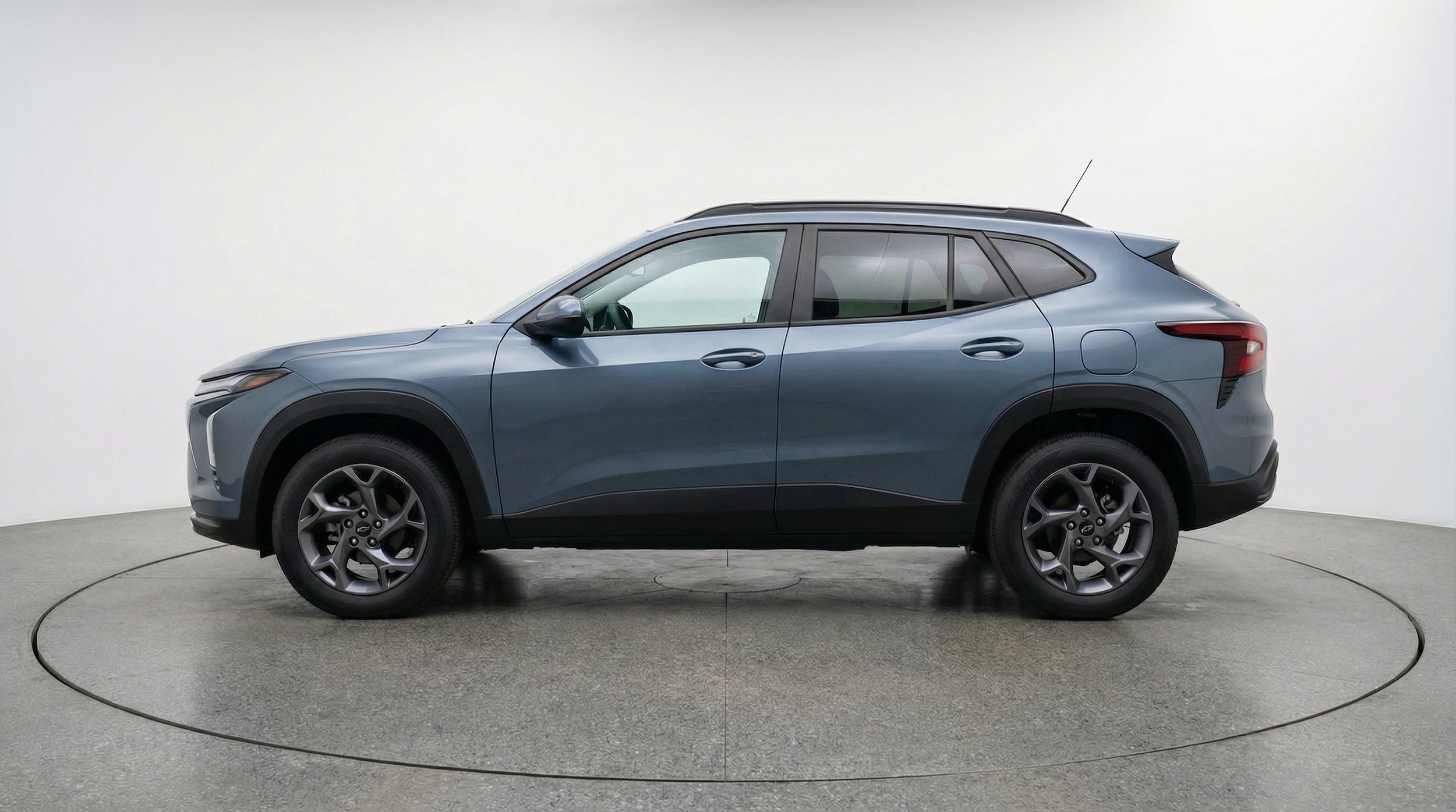 Thumbnail: 2025 Chevrolet Trax - 4