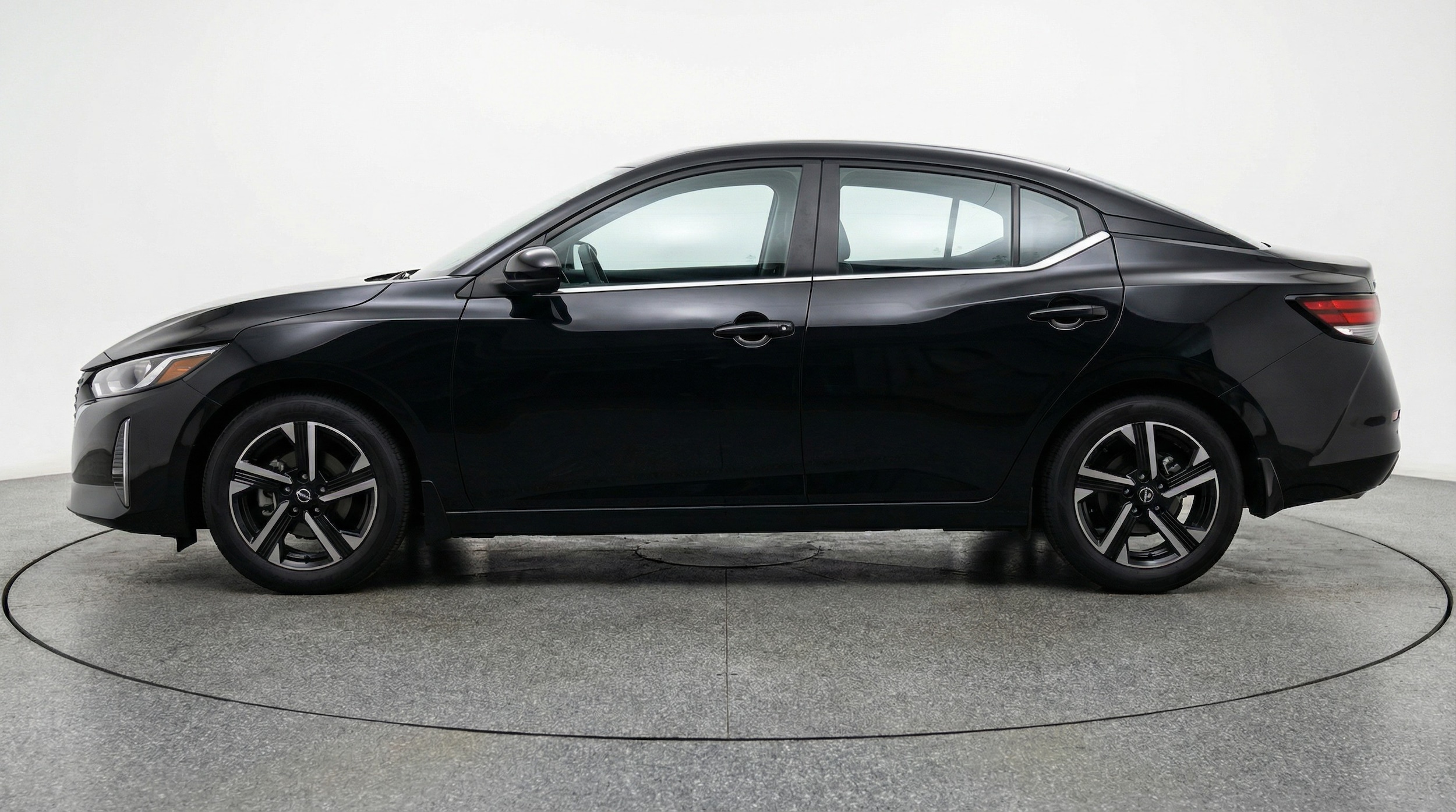 Thumbnail: 2025 Nissan Sentra - 4