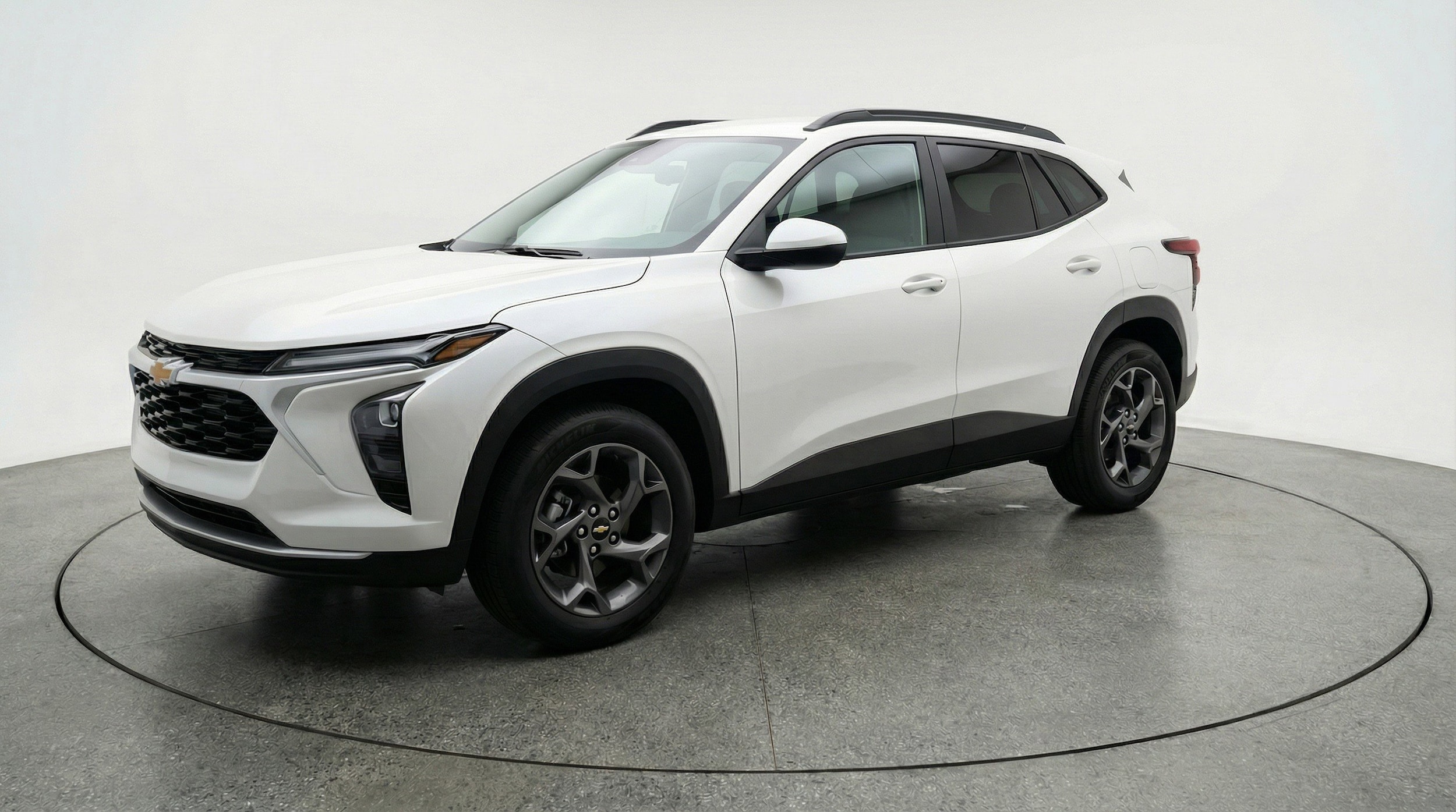 Thumbnail: 2025 Chevrolet Trax - 3