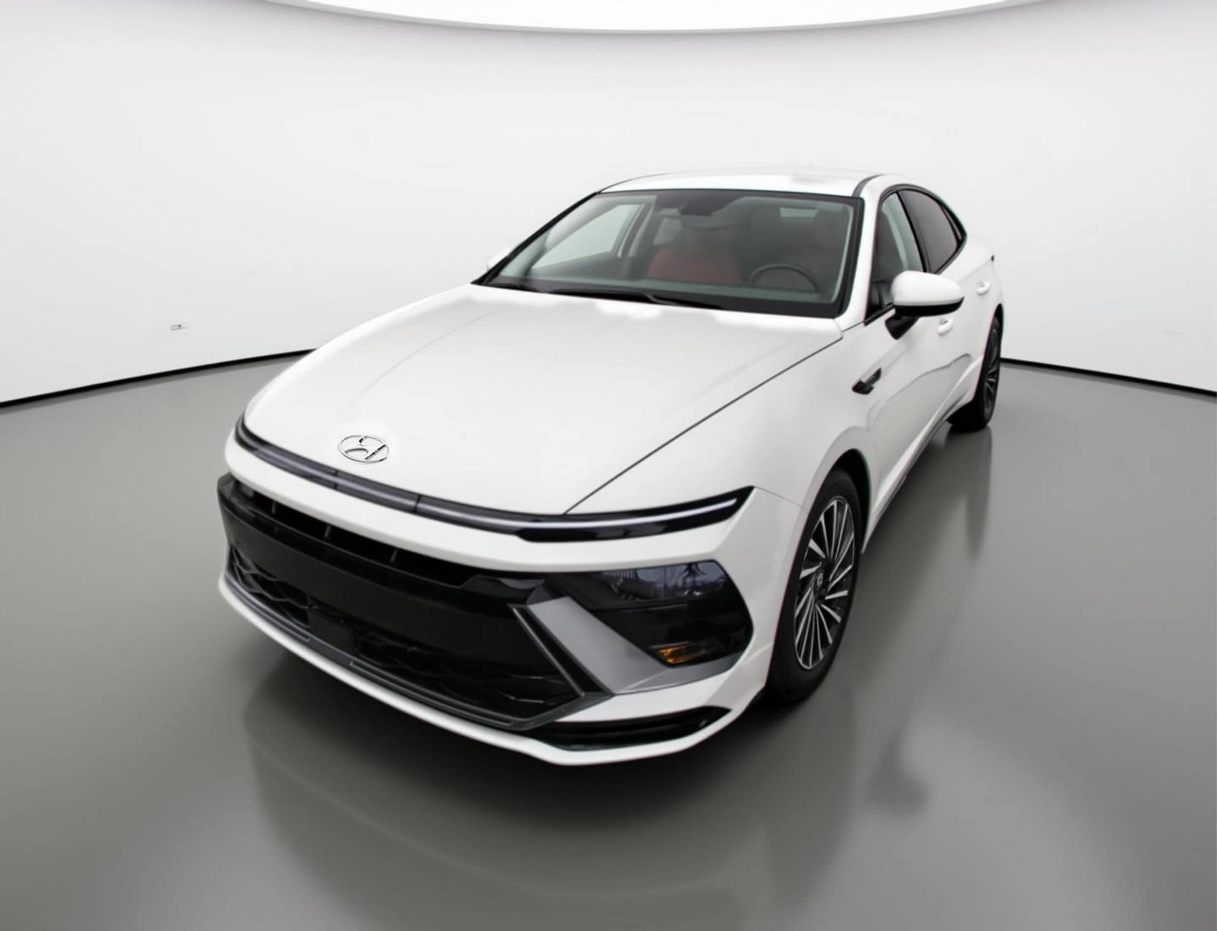 Thumbnail: 2025 Hyundai Sonata - 3