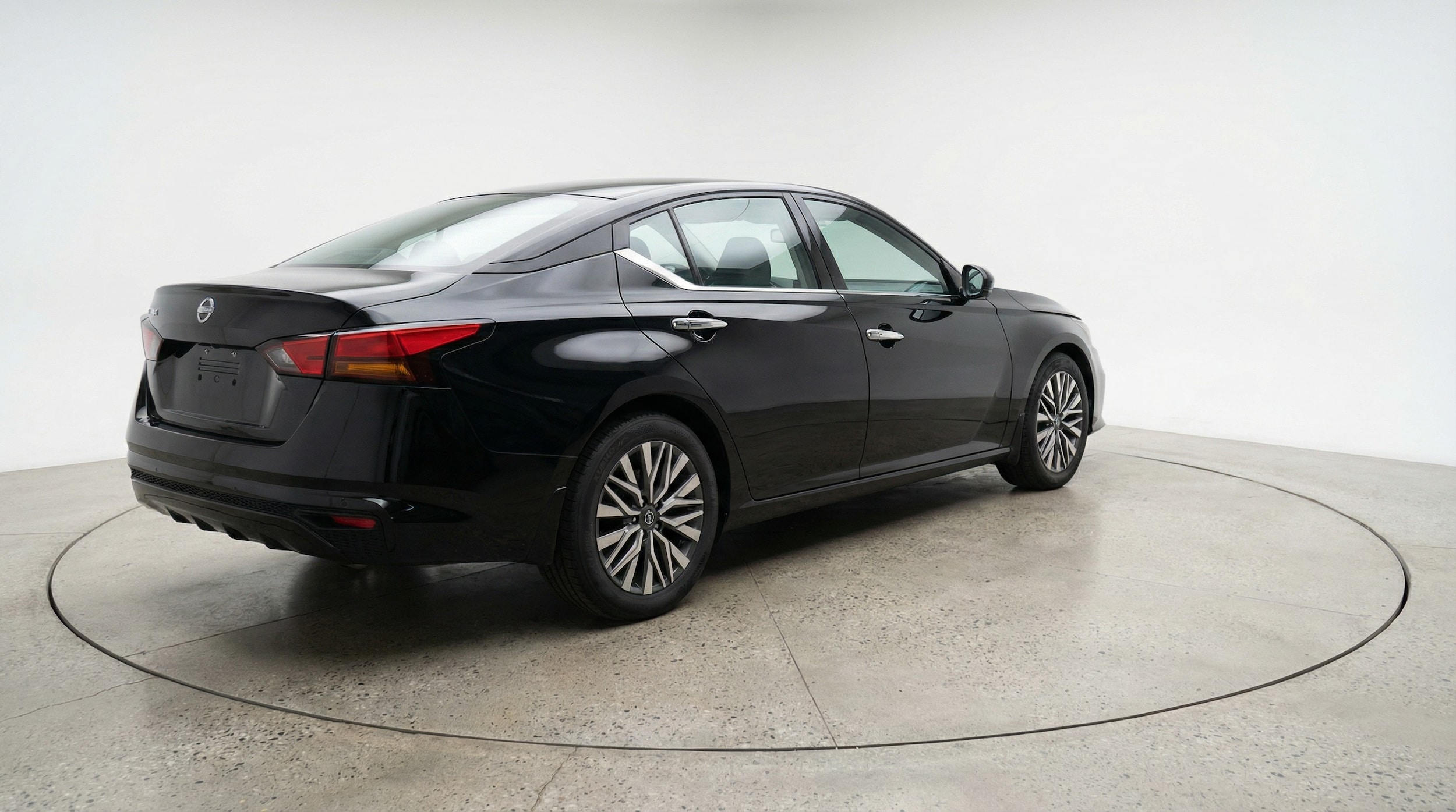 Thumbnail: 2025 Nissan Altima - 7