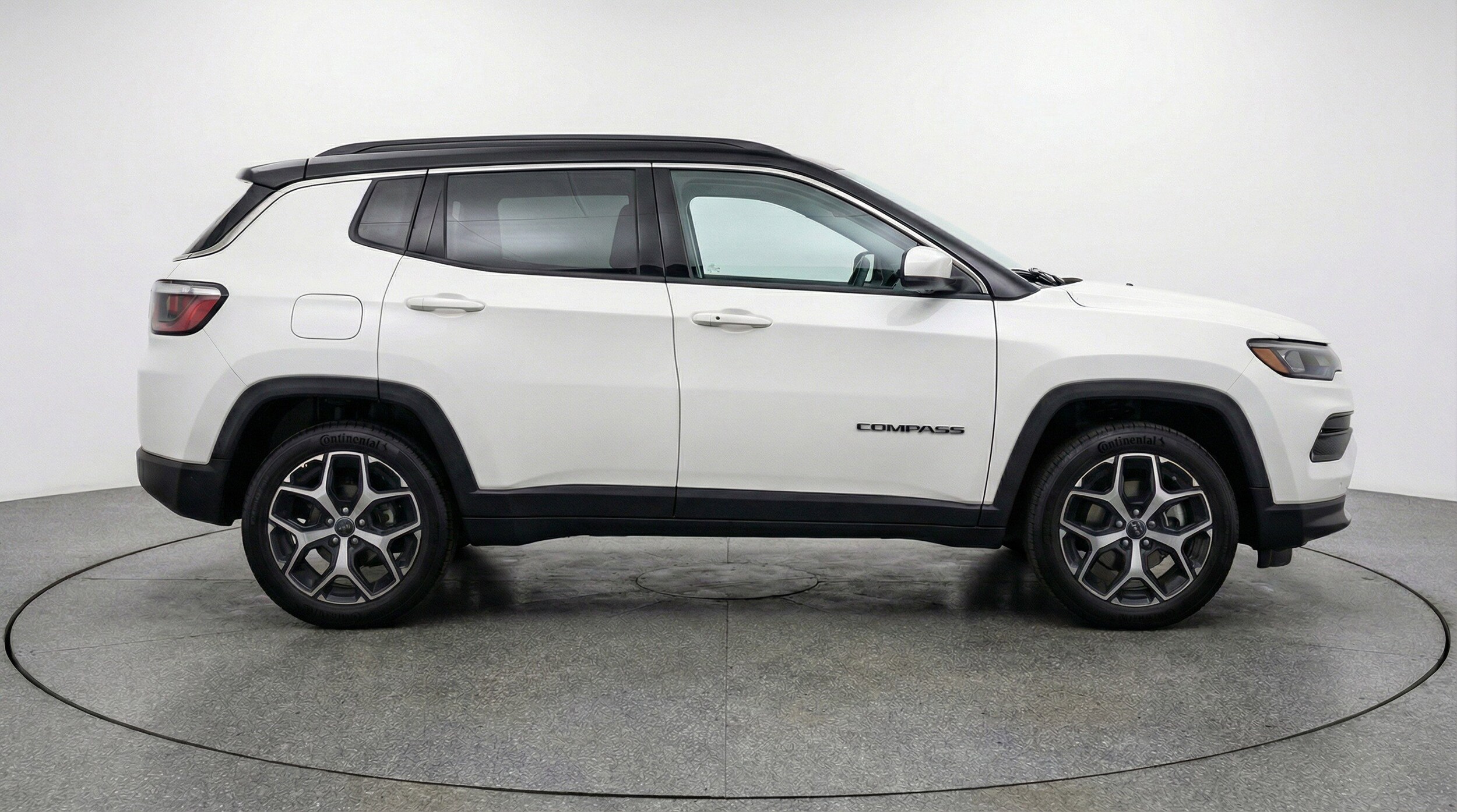 Thumbnail: 2025 Jeep Compass - 11