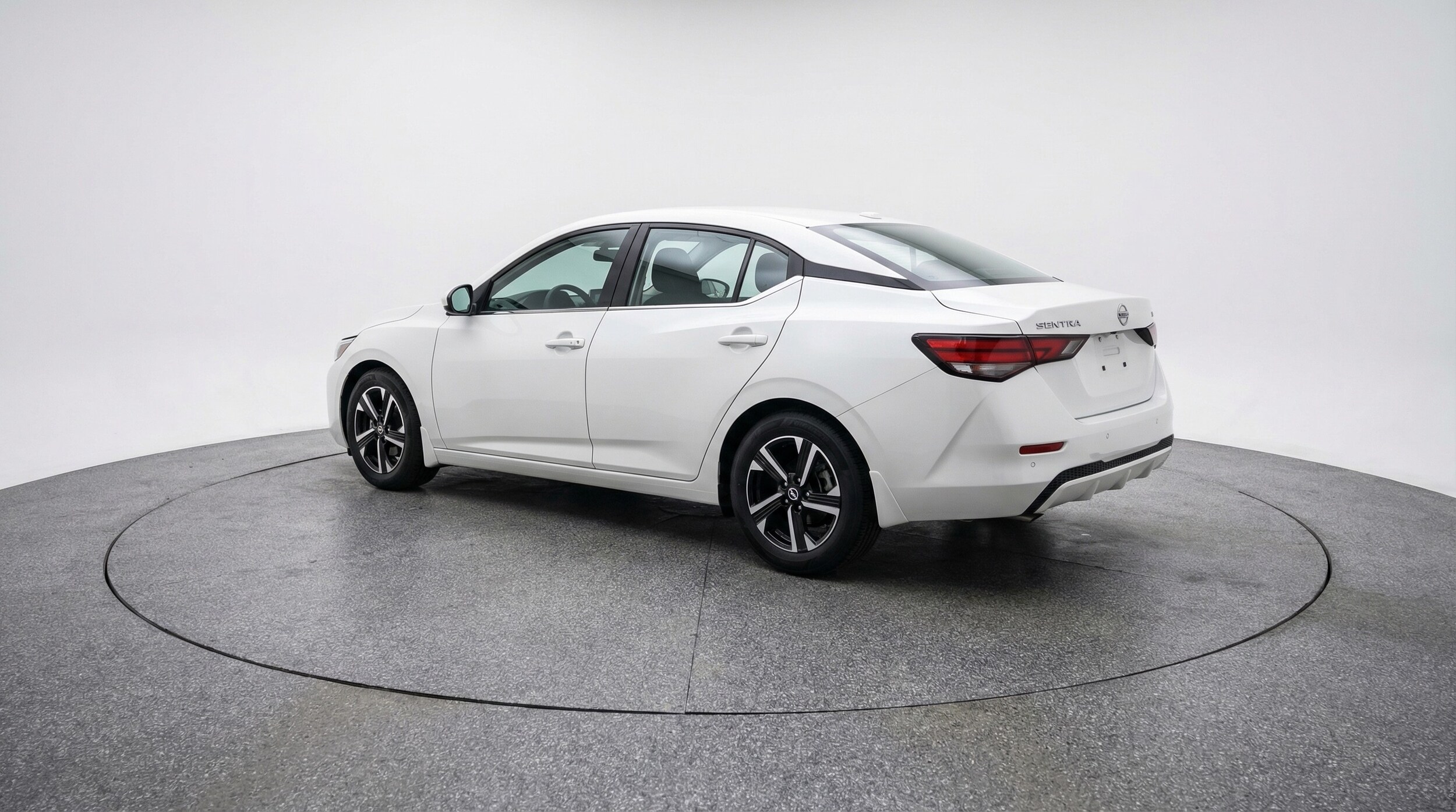 Thumbnail: 2025 Nissan Sentra - 5