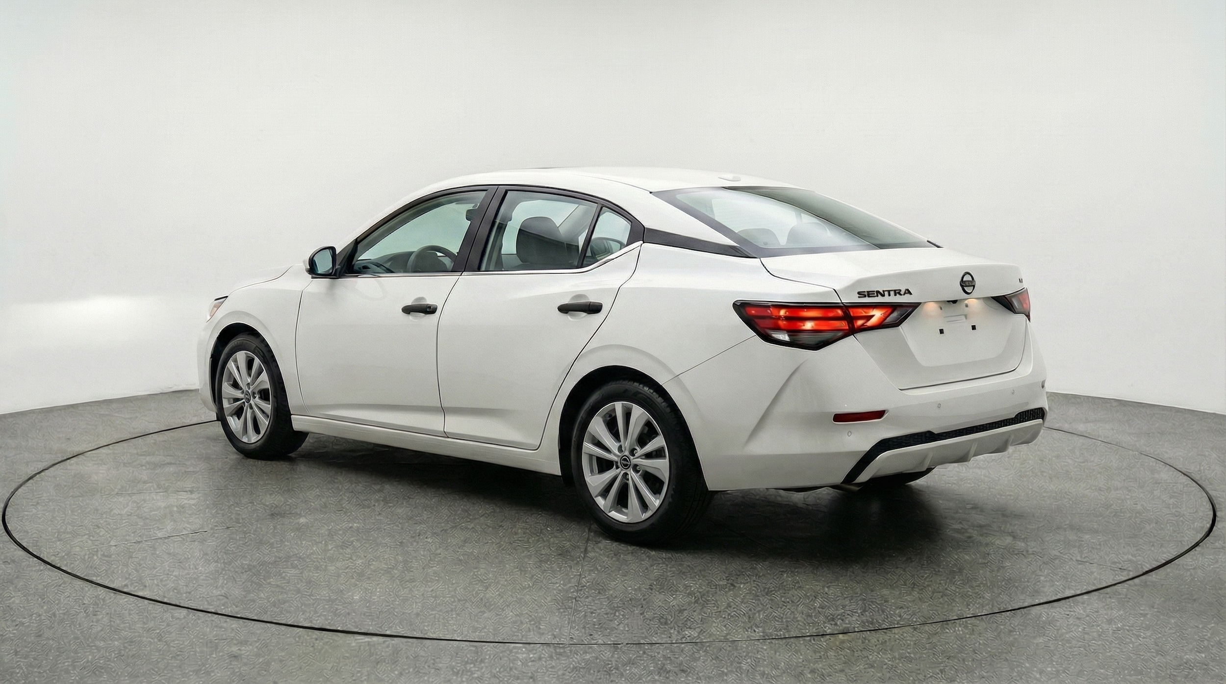 Thumbnail: 2025 Nissan Sentra - 5