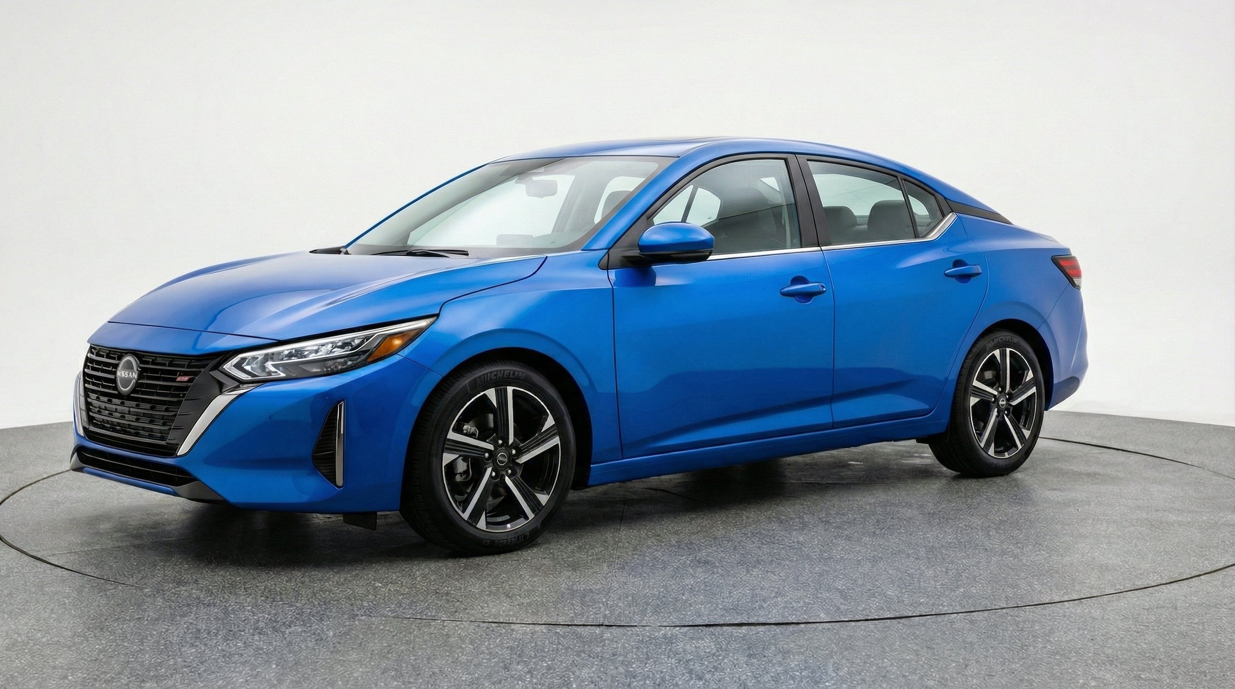 Thumbnail: 2025 Nissan Sentra - 3
