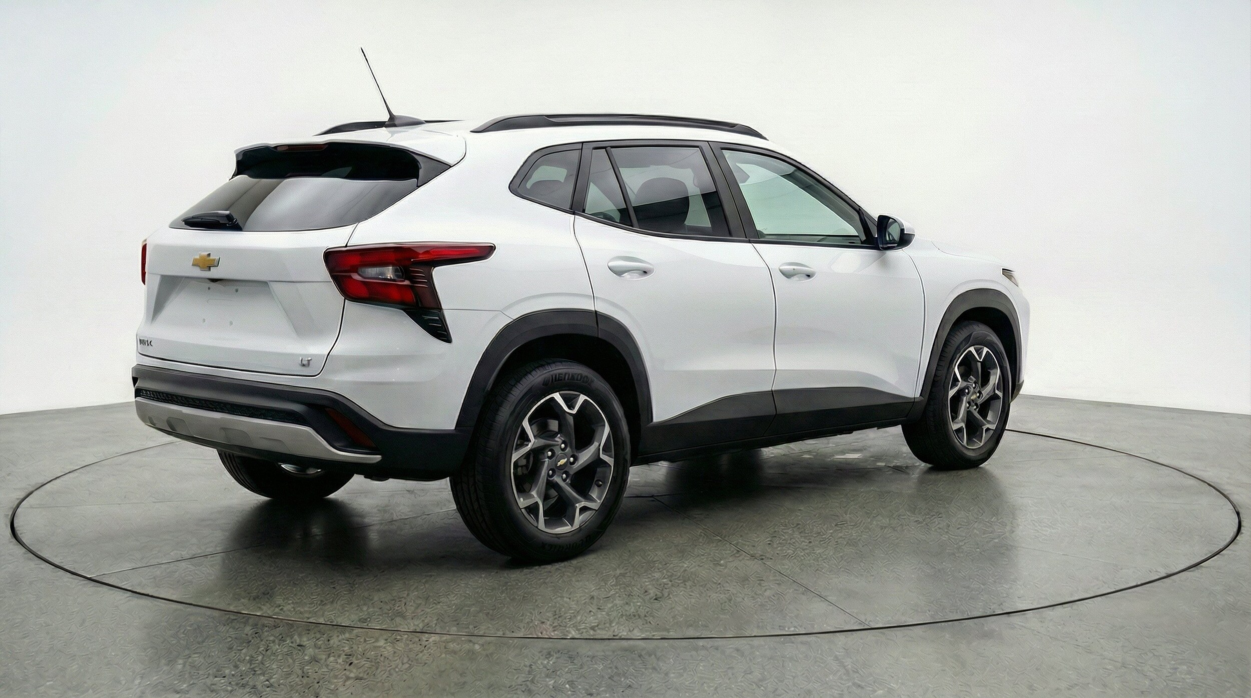 Thumbnail: 2025 Chevrolet Trax - 9