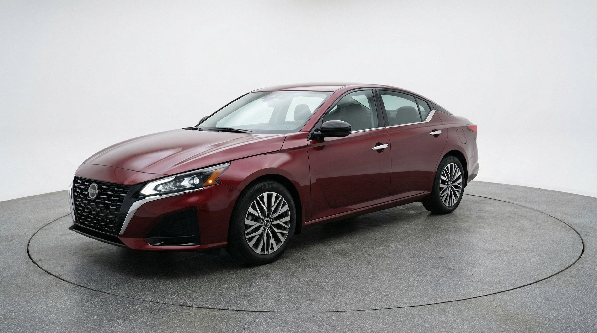 Thumbnail: 2025 Nissan Altima - 3
