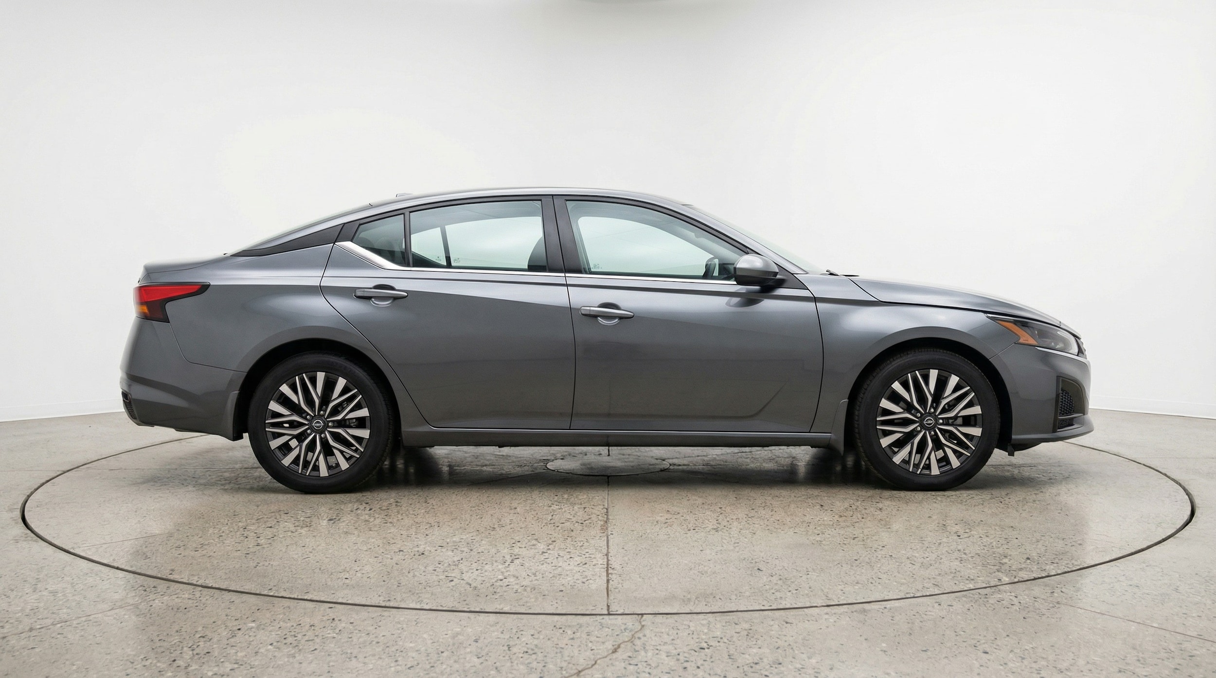 Thumbnail: 2025 Nissan Altima - 8