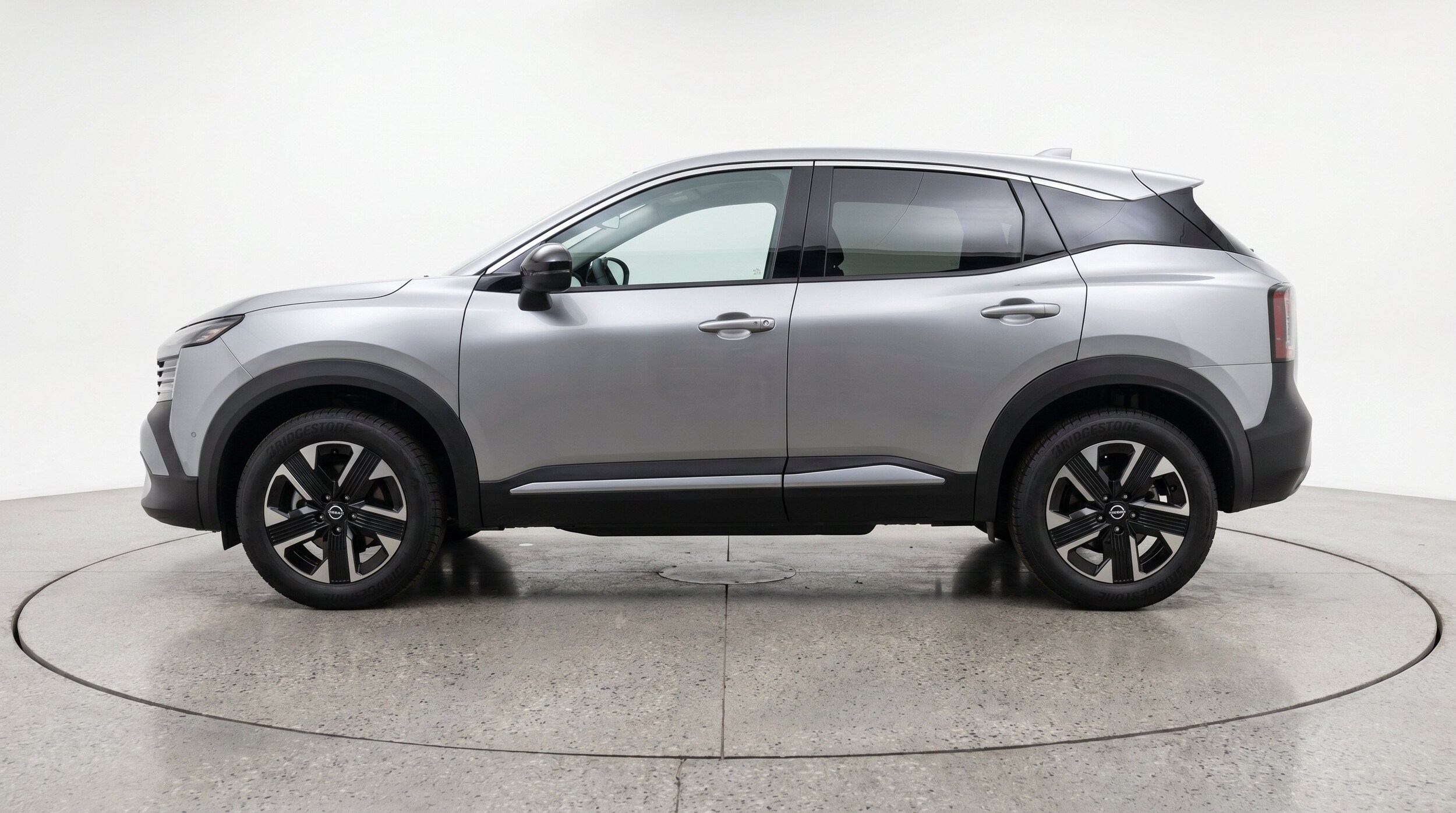 Thumbnail: 2026 Nissan Kicks - 5