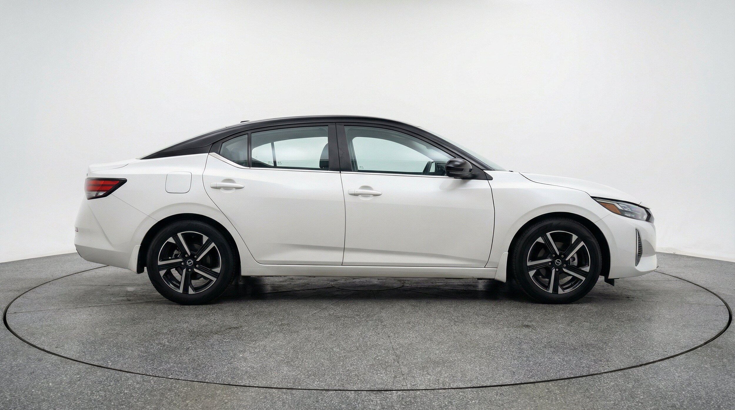 Thumbnail: 2025 Nissan Sentra - 11