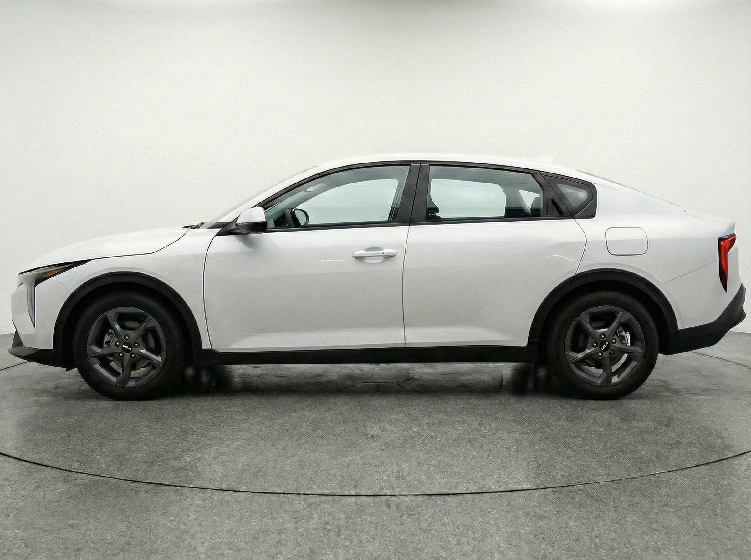 Thumbnail: 2025 Kia K4 - 5