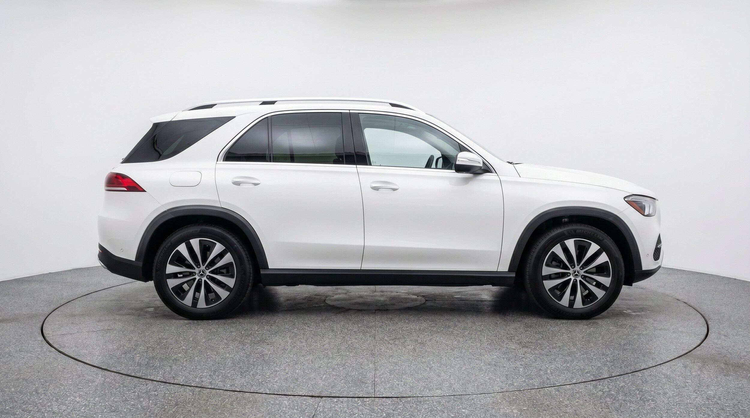 Thumbnail: 2026 Mercedes-Benz GLE - 11