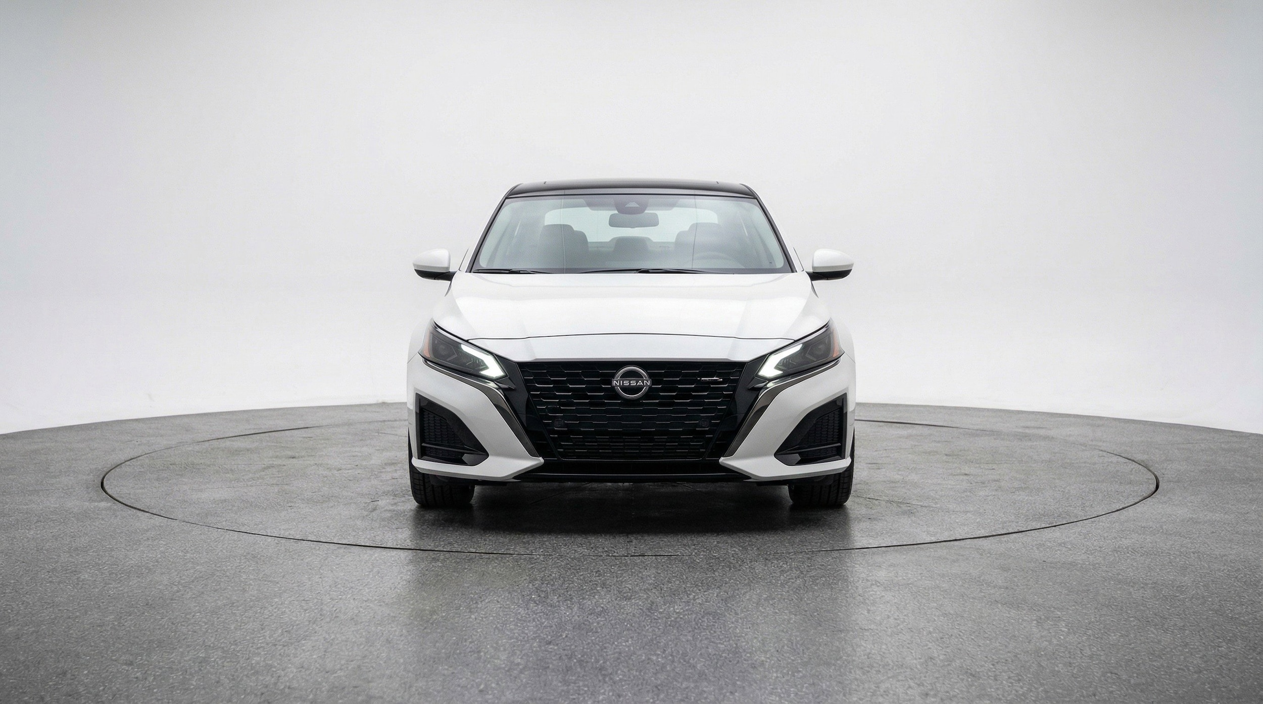 Thumbnail: 2025 Nissan Altima - 2