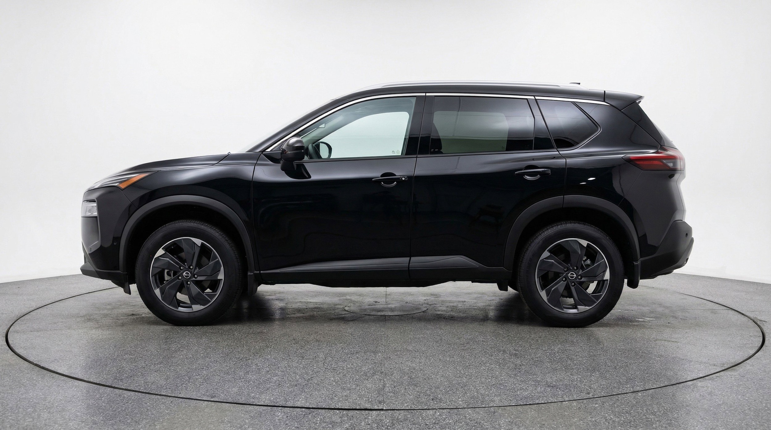 Thumbnail: 2025 Nissan Rogue - 5