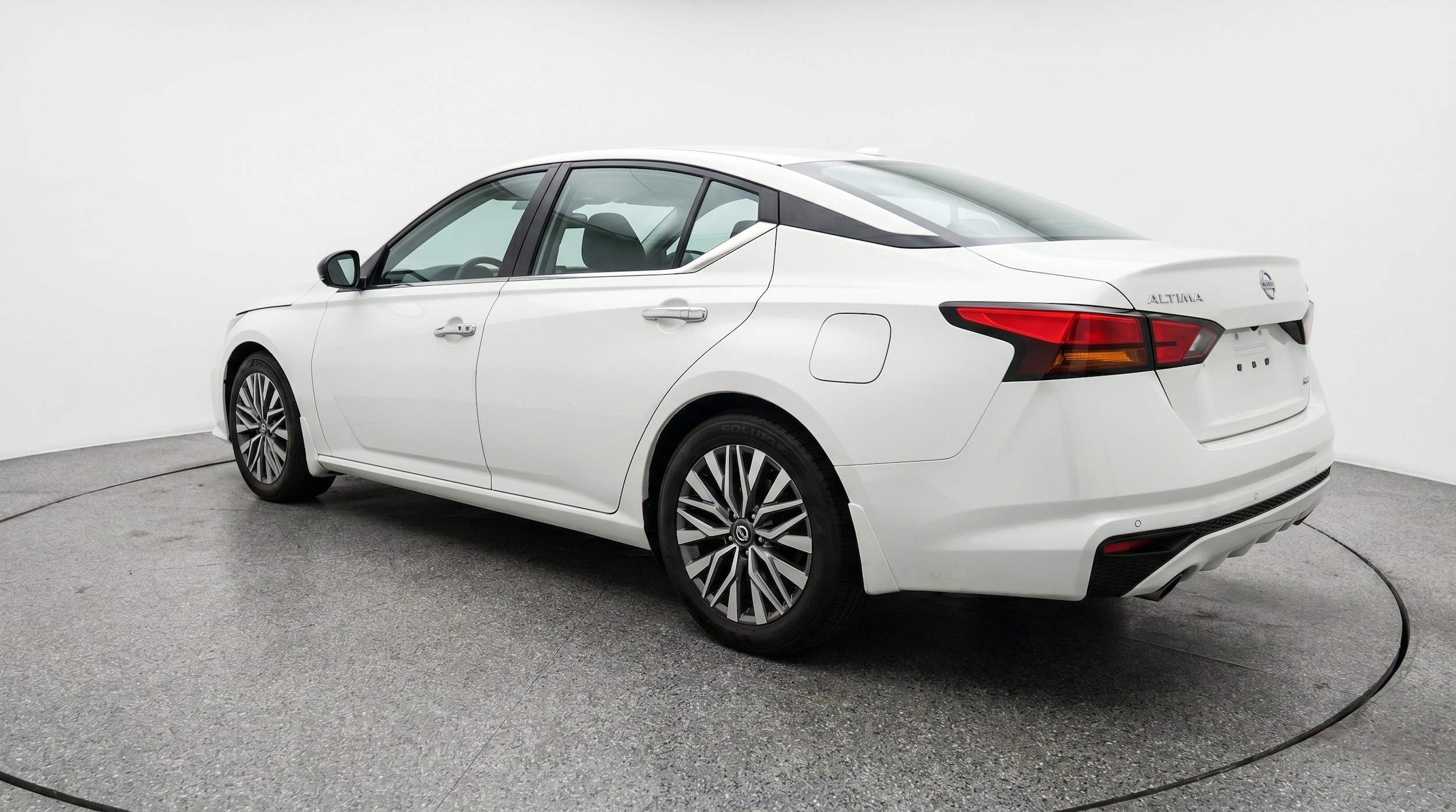 Thumbnail: 2025 Nissan Altima - 6