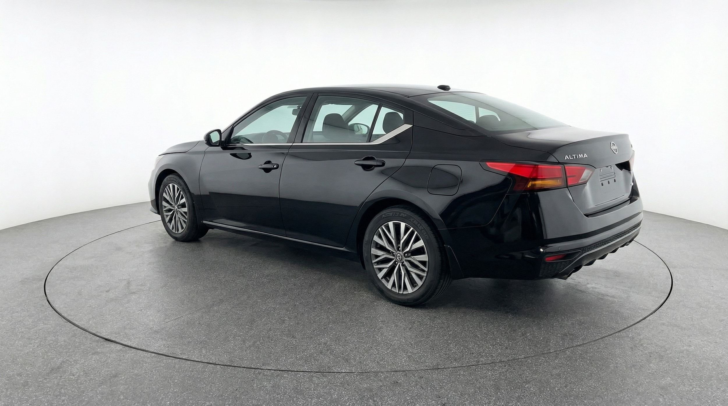 Thumbnail: 2025 Nissan Altima - 5