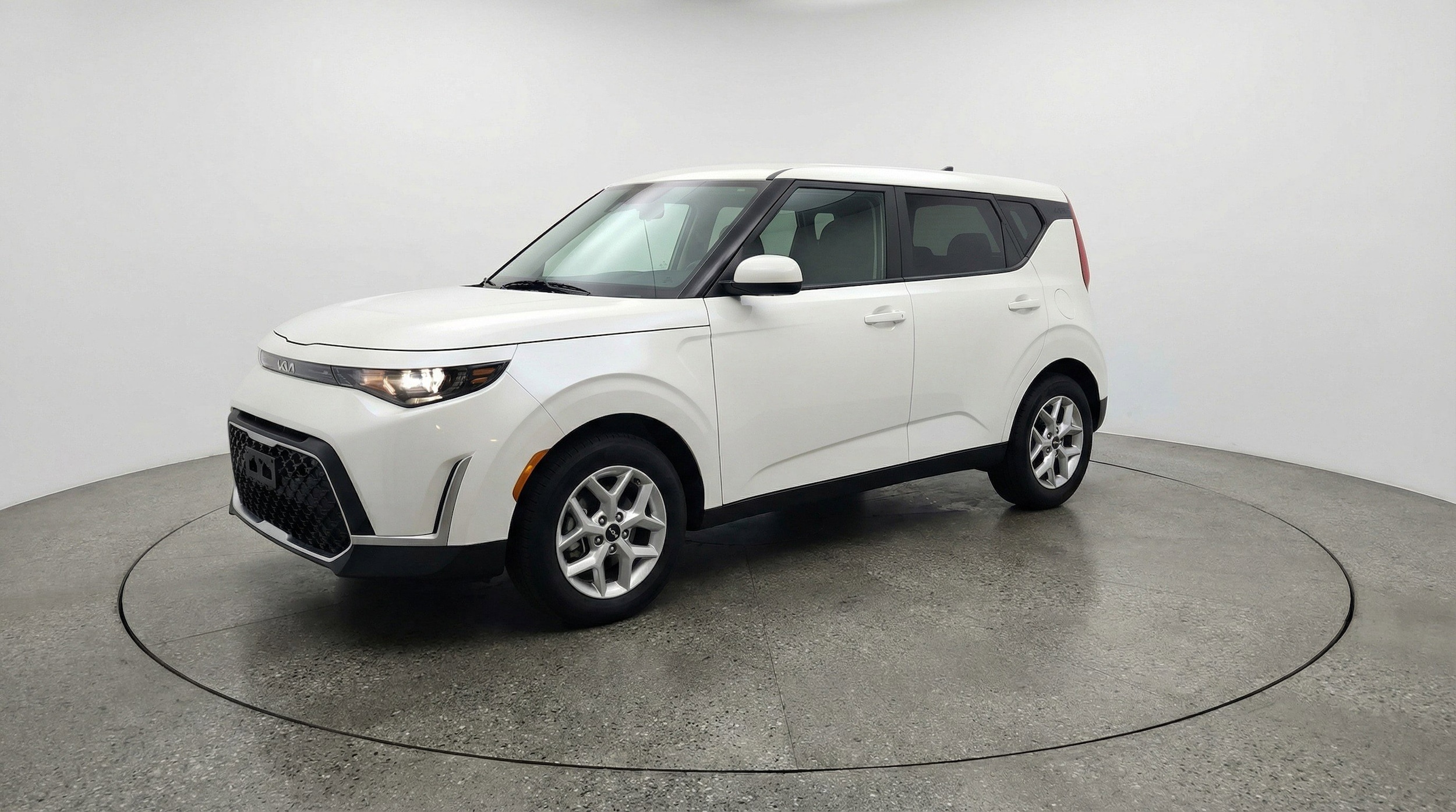 Thumbnail: 2025 Kia Soul - 3