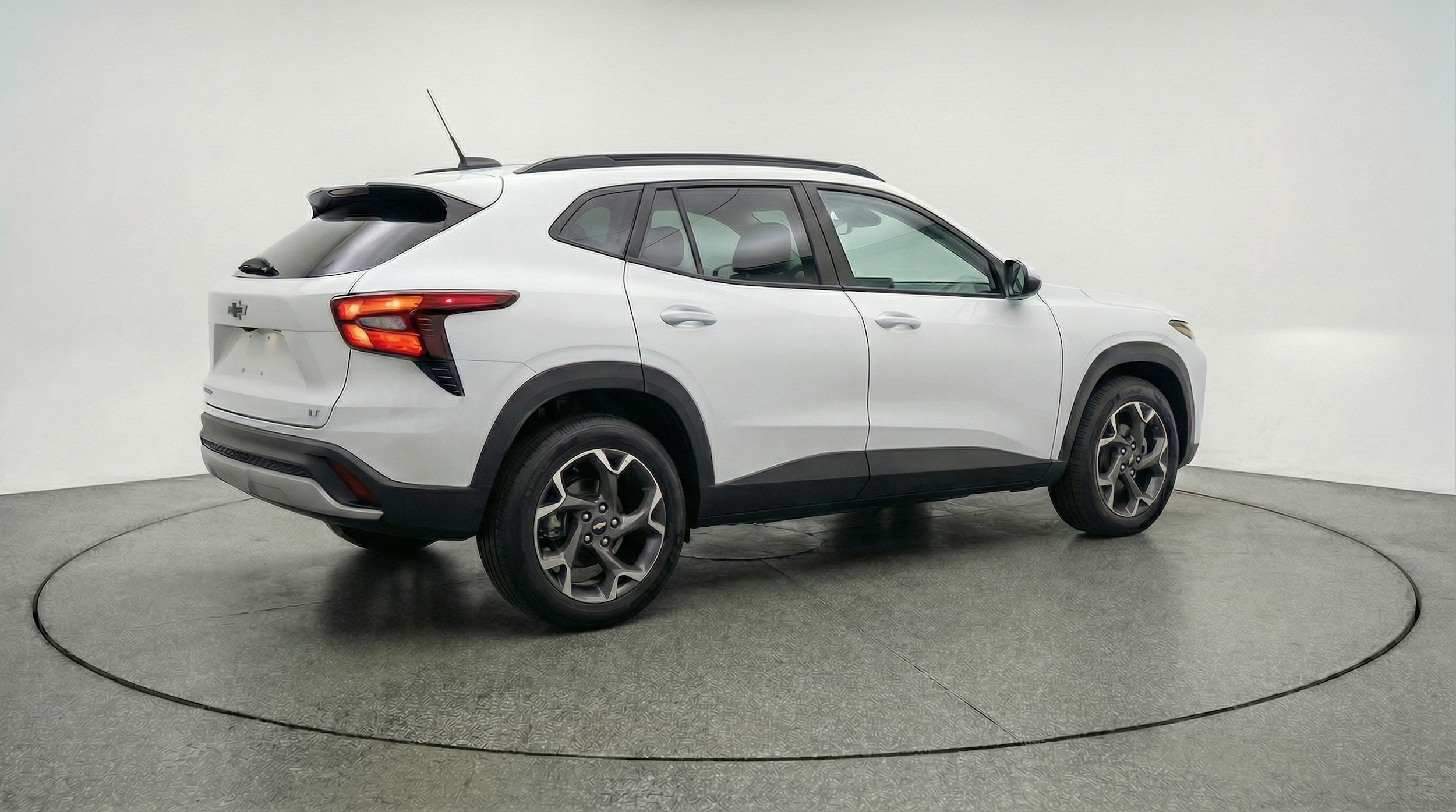 Thumbnail: 2025 Chevrolet Trax - 7