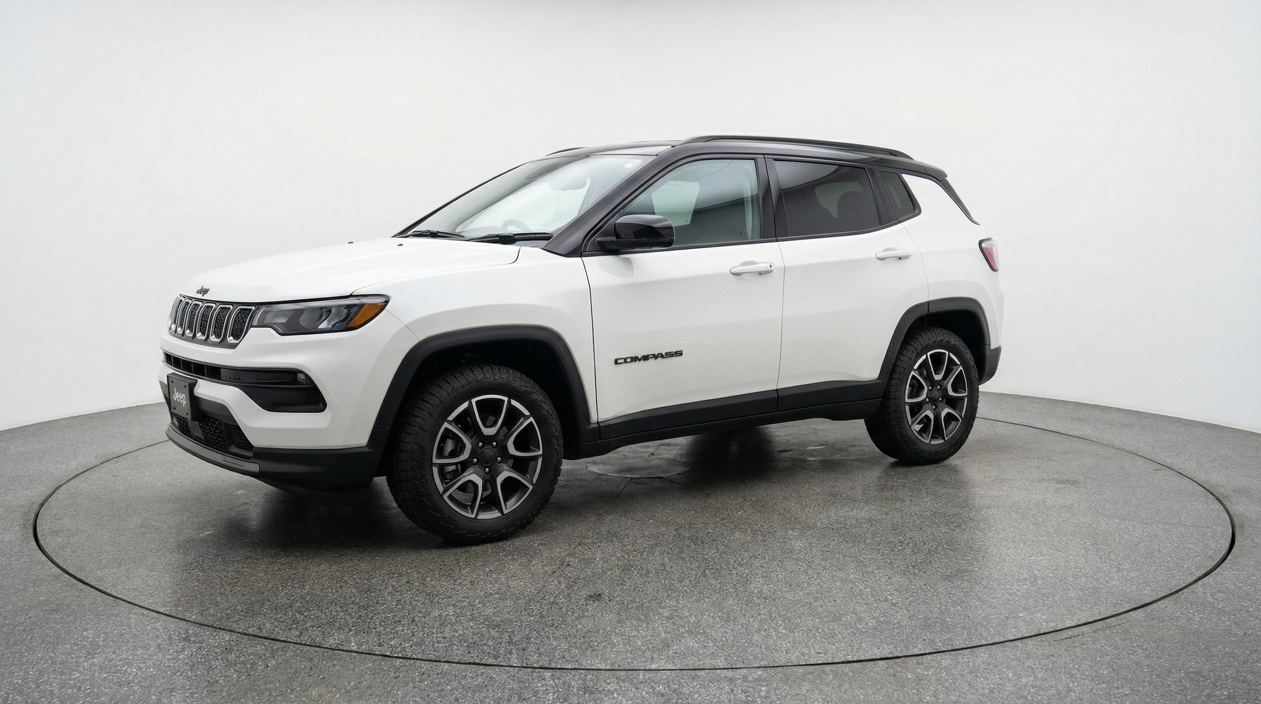 Thumbnail: 2025 Jeep Compass - 3