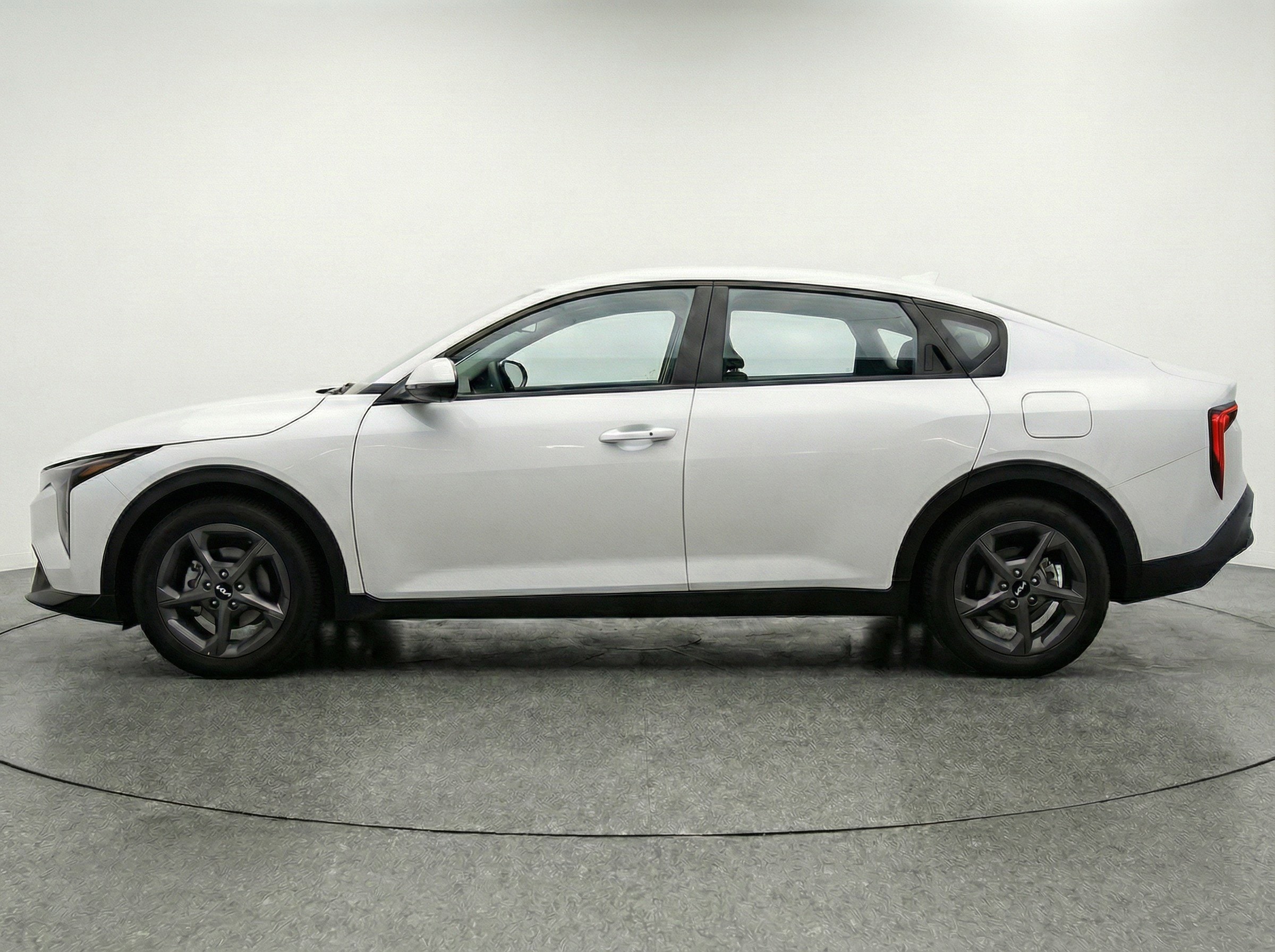 Thumbnail: 2025 Kia K4 - 5