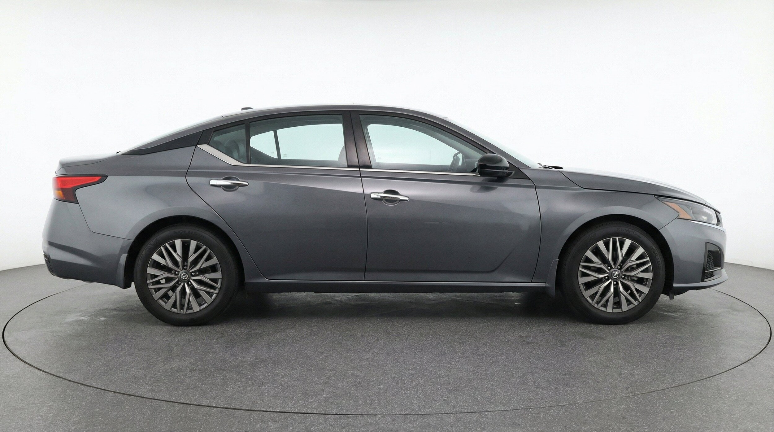 Thumbnail: 2025 Nissan Altima - 11