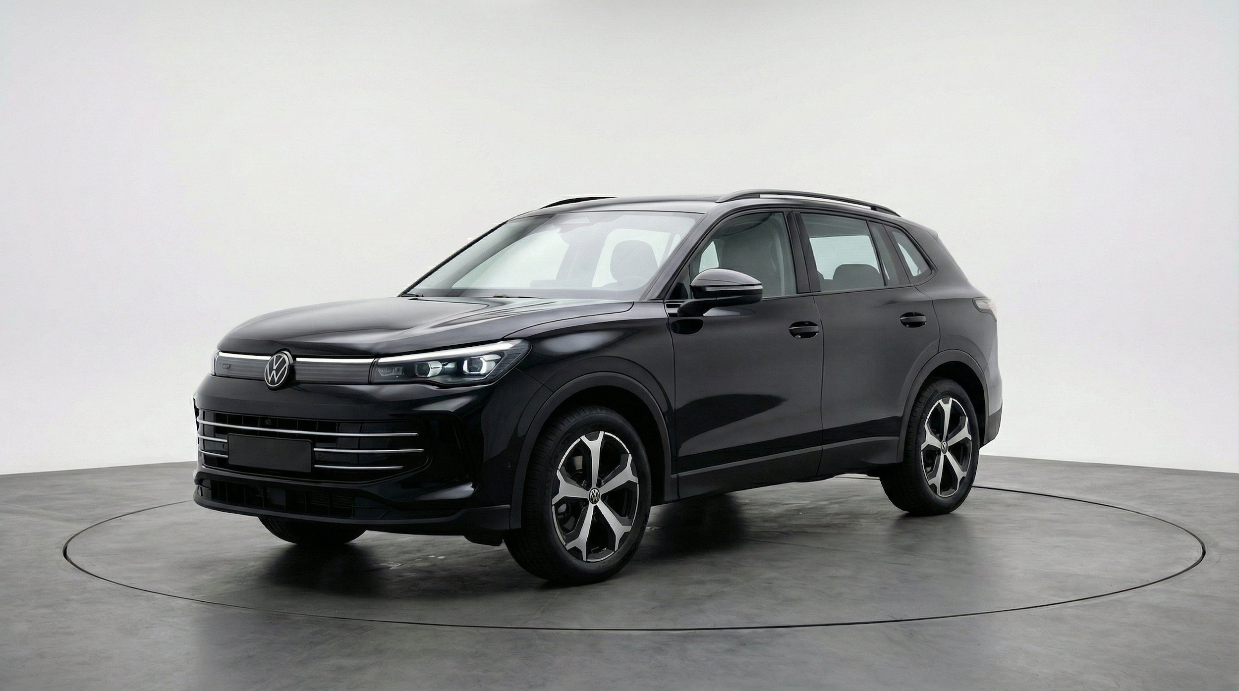Thumbnail: 2026 Volkswagen Tiguan - 3