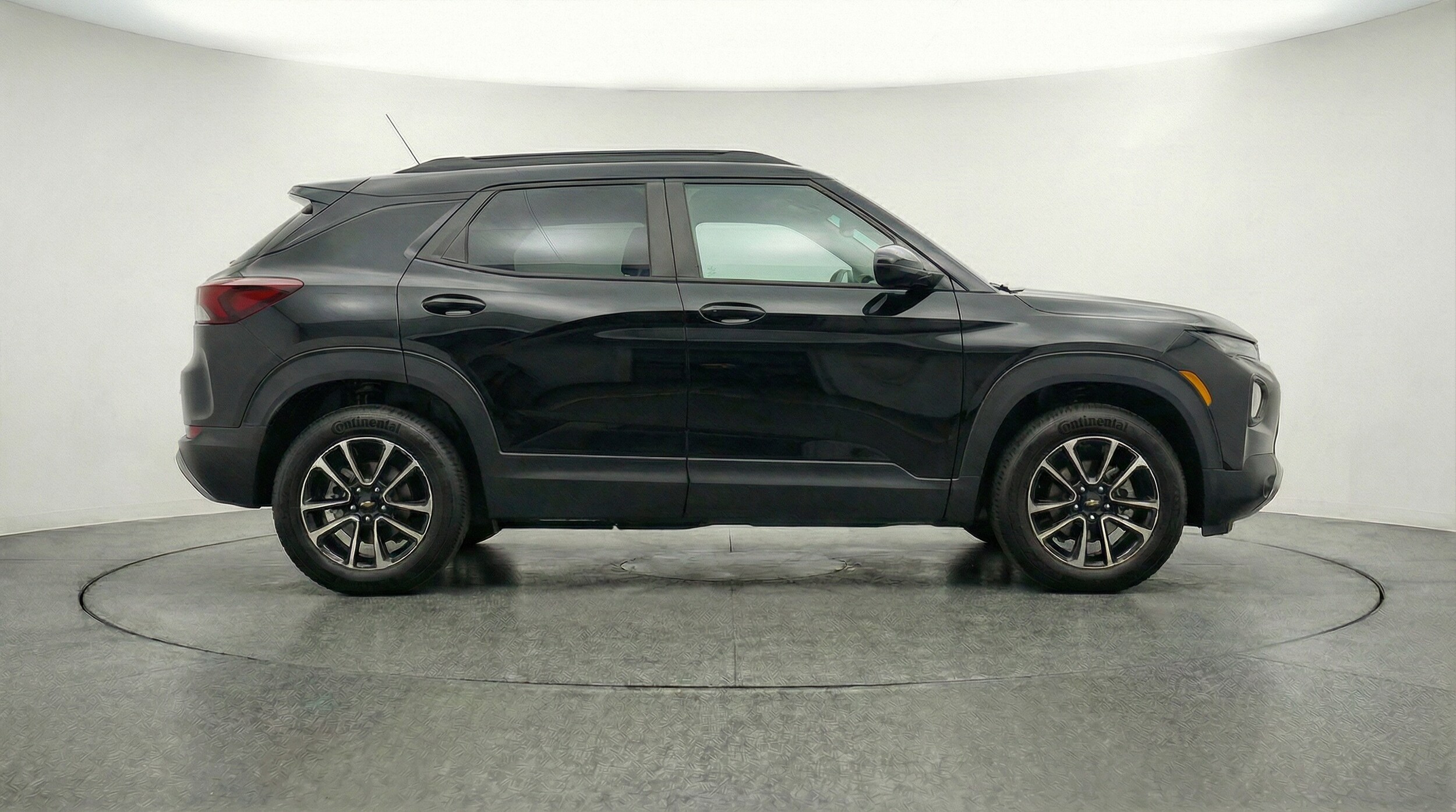 Thumbnail: 2025 Chevrolet TrailBlazer - 8