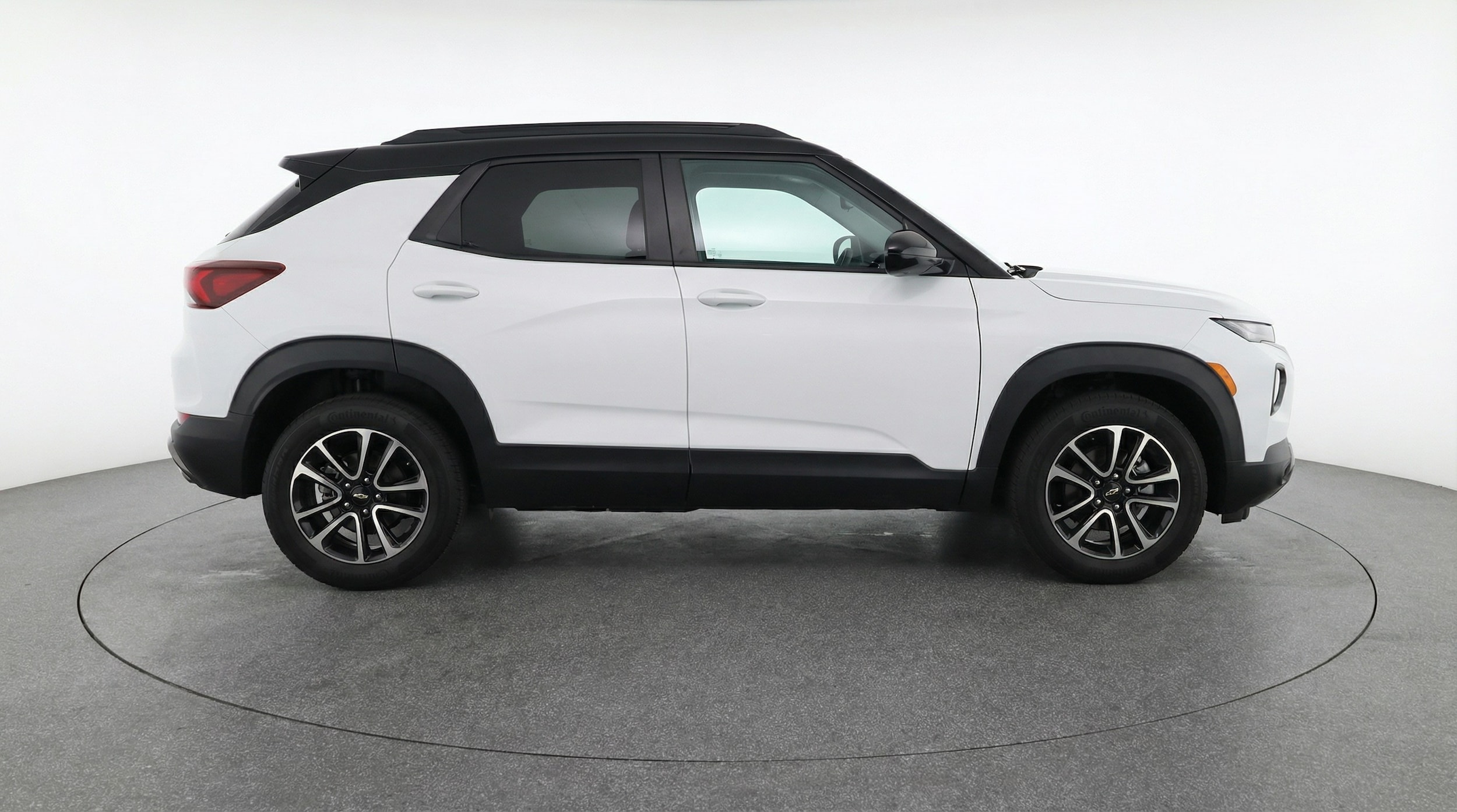 Thumbnail: 2025 Chevrolet TrailBlazer - 8