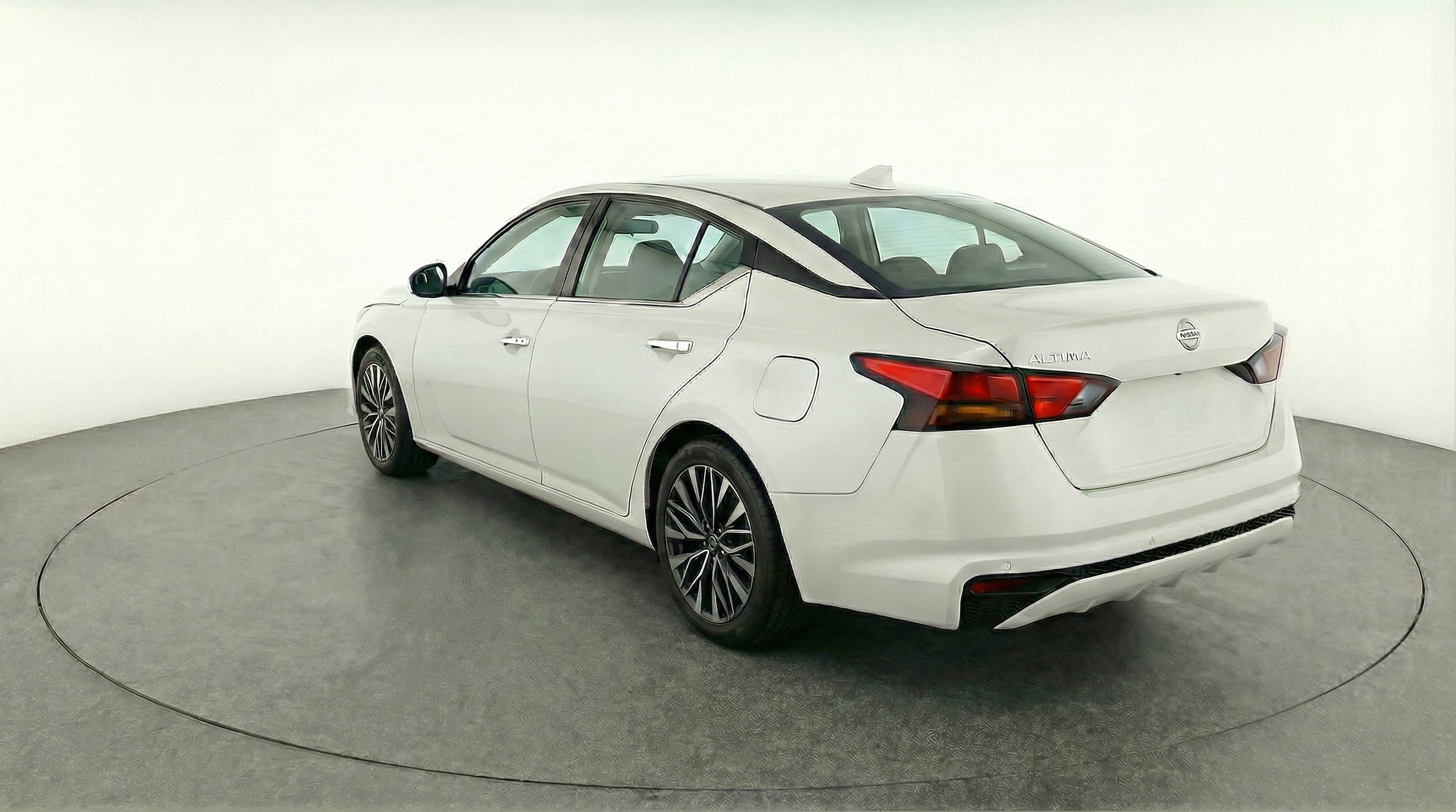 Thumbnail: 2025 Nissan Altima - 6