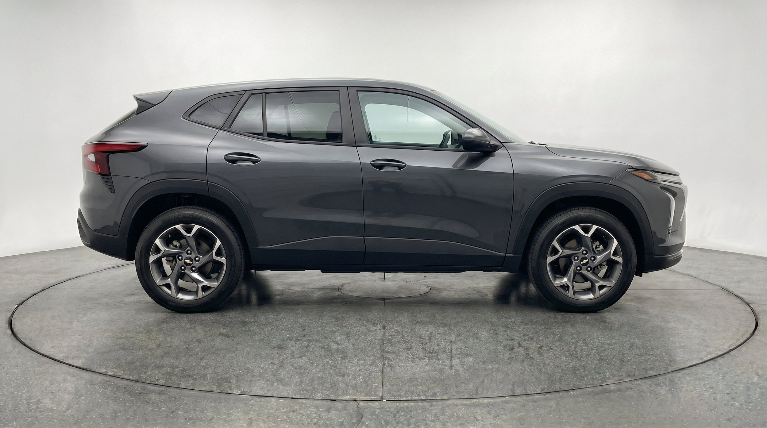 Thumbnail: 2025 Chevrolet Trax - 11