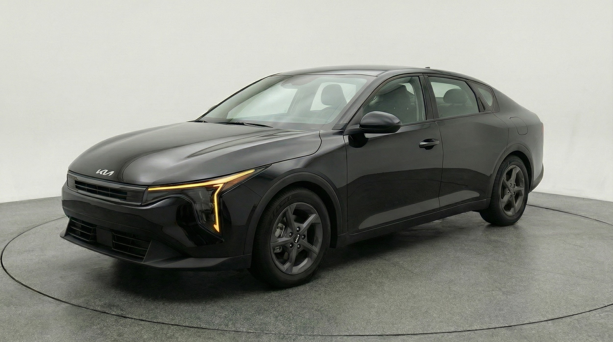 Thumbnail: 2025 Kia K4 - 3