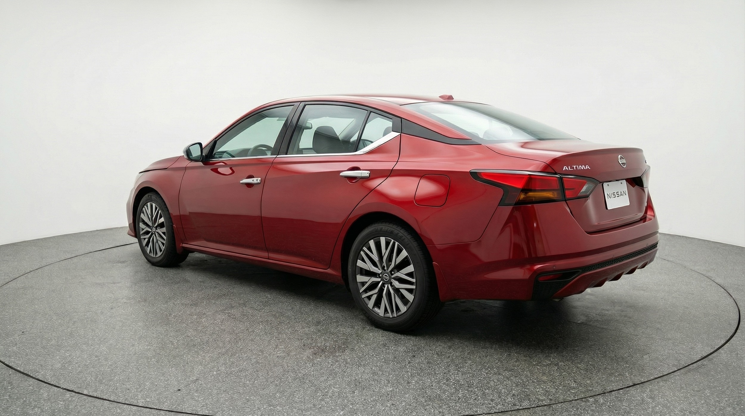 Thumbnail: 2025 Nissan Altima - 5