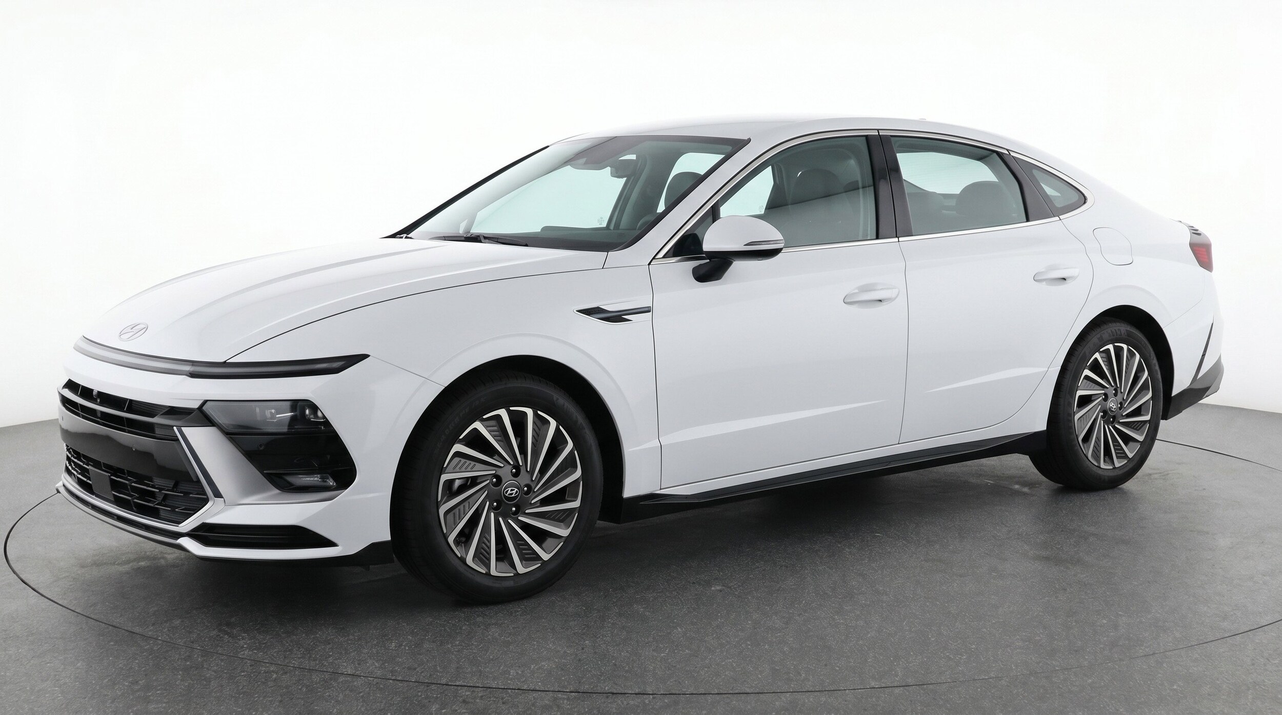 Thumbnail: 2025 Hyundai Sonata - 3