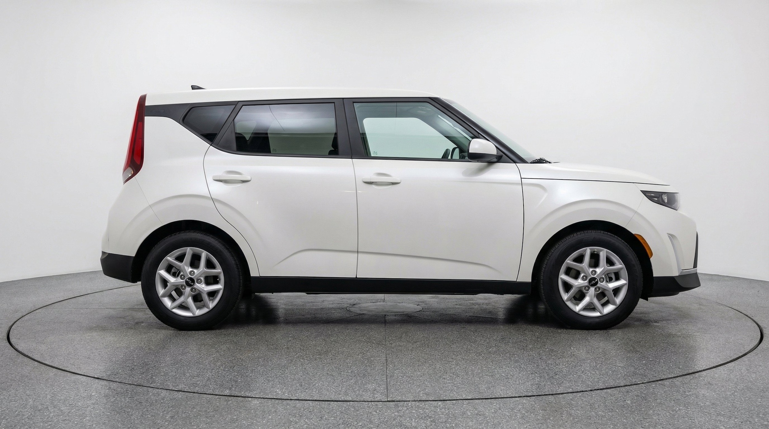 Thumbnail: 2025 Kia Soul - 11
