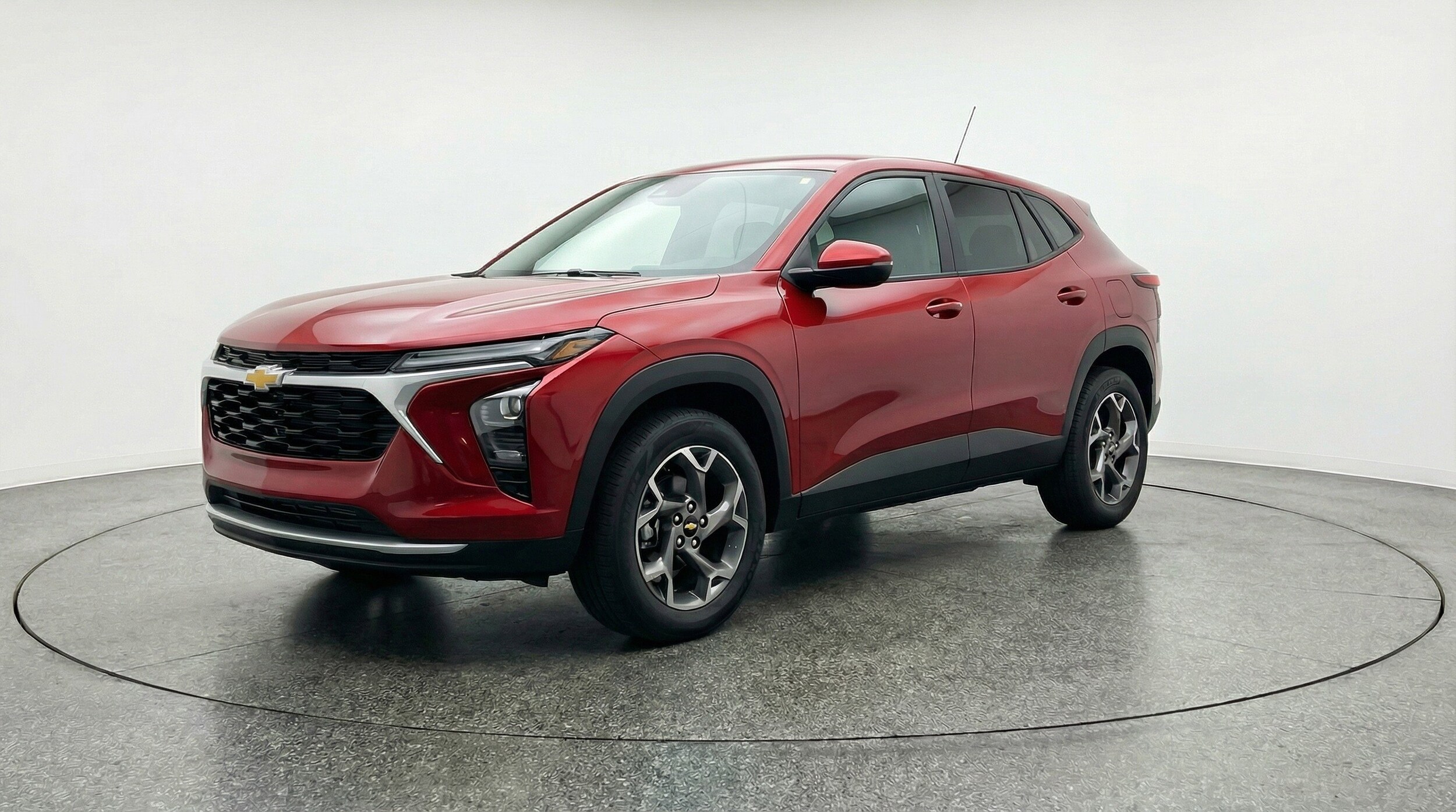 Thumbnail: 2025 Chevrolet Trax - 3