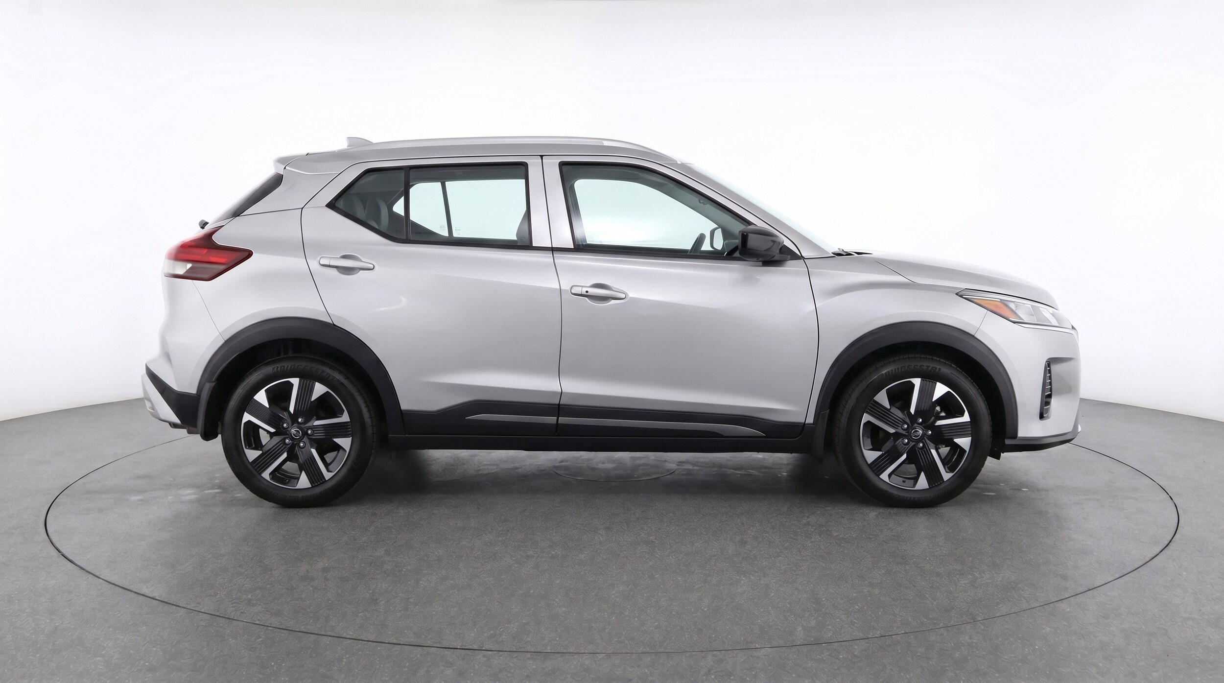 Thumbnail: 2026 Nissan Kicks - 11