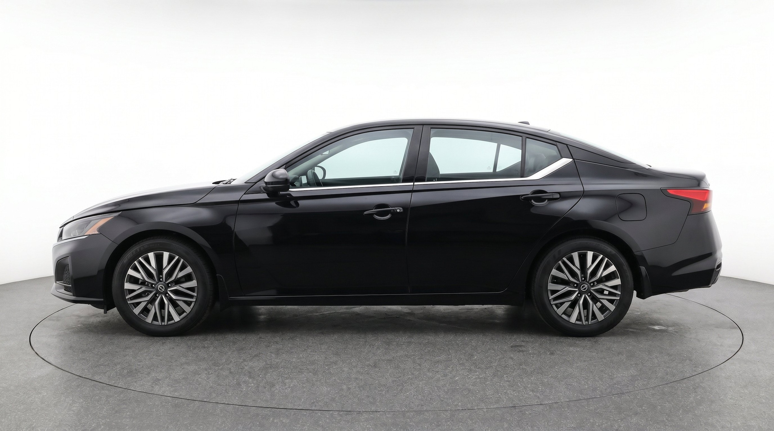 Thumbnail: 2026 Nissan Altima - 5