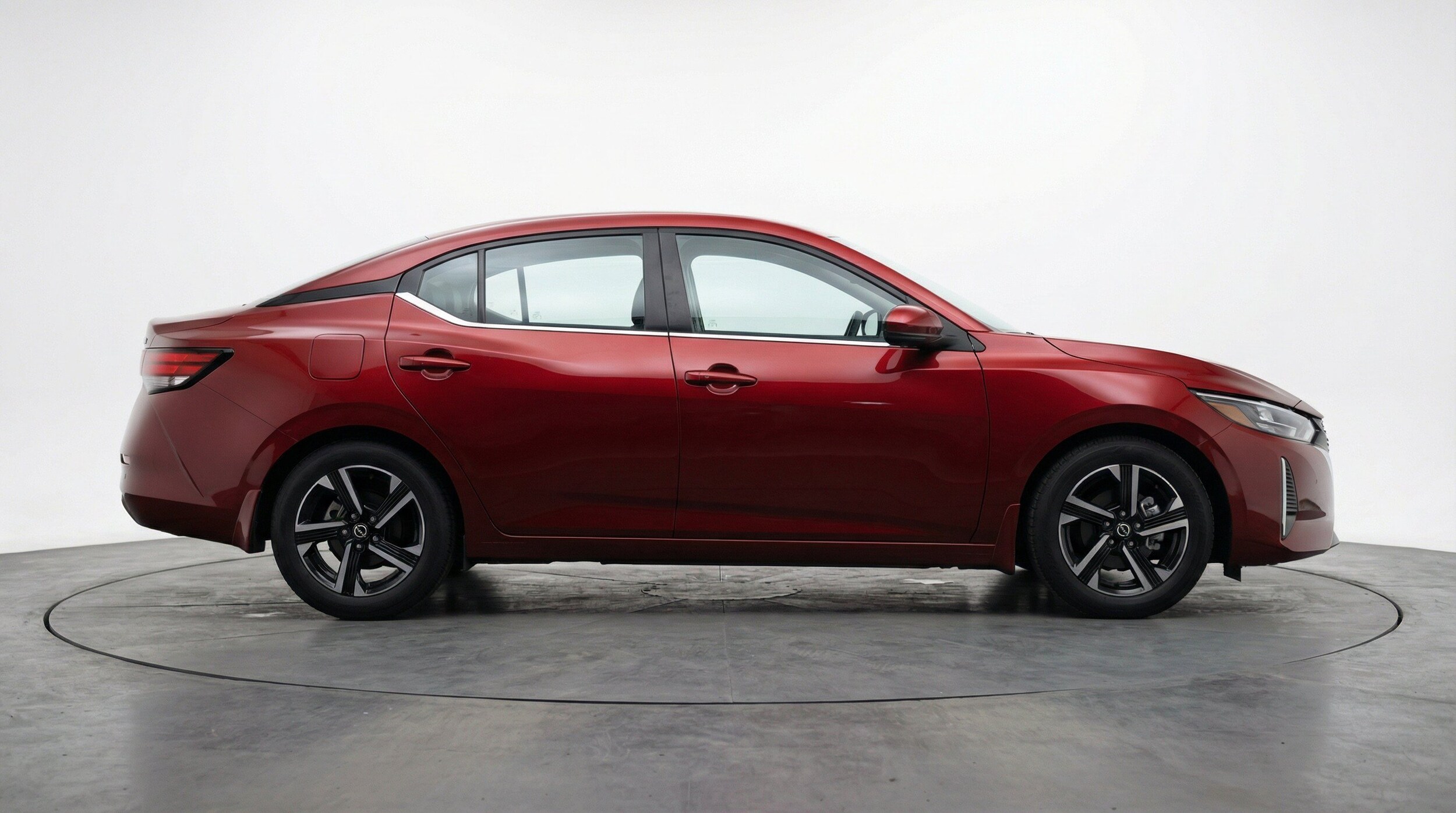 2025 Nissan Sentra SV - Photo 9