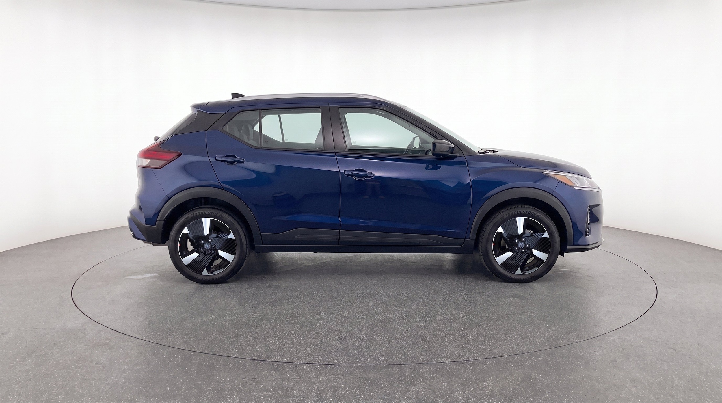 Thumbnail: 2026 Nissan Kicks - 10