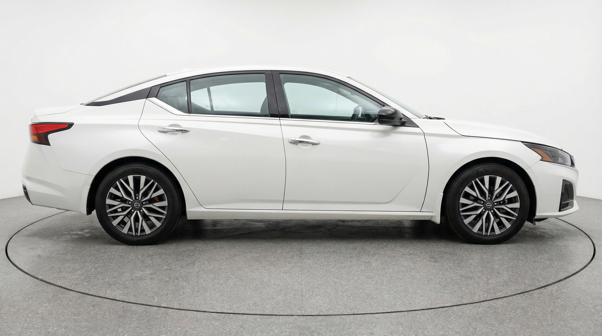 Thumbnail: 2025 Nissan Altima - 11